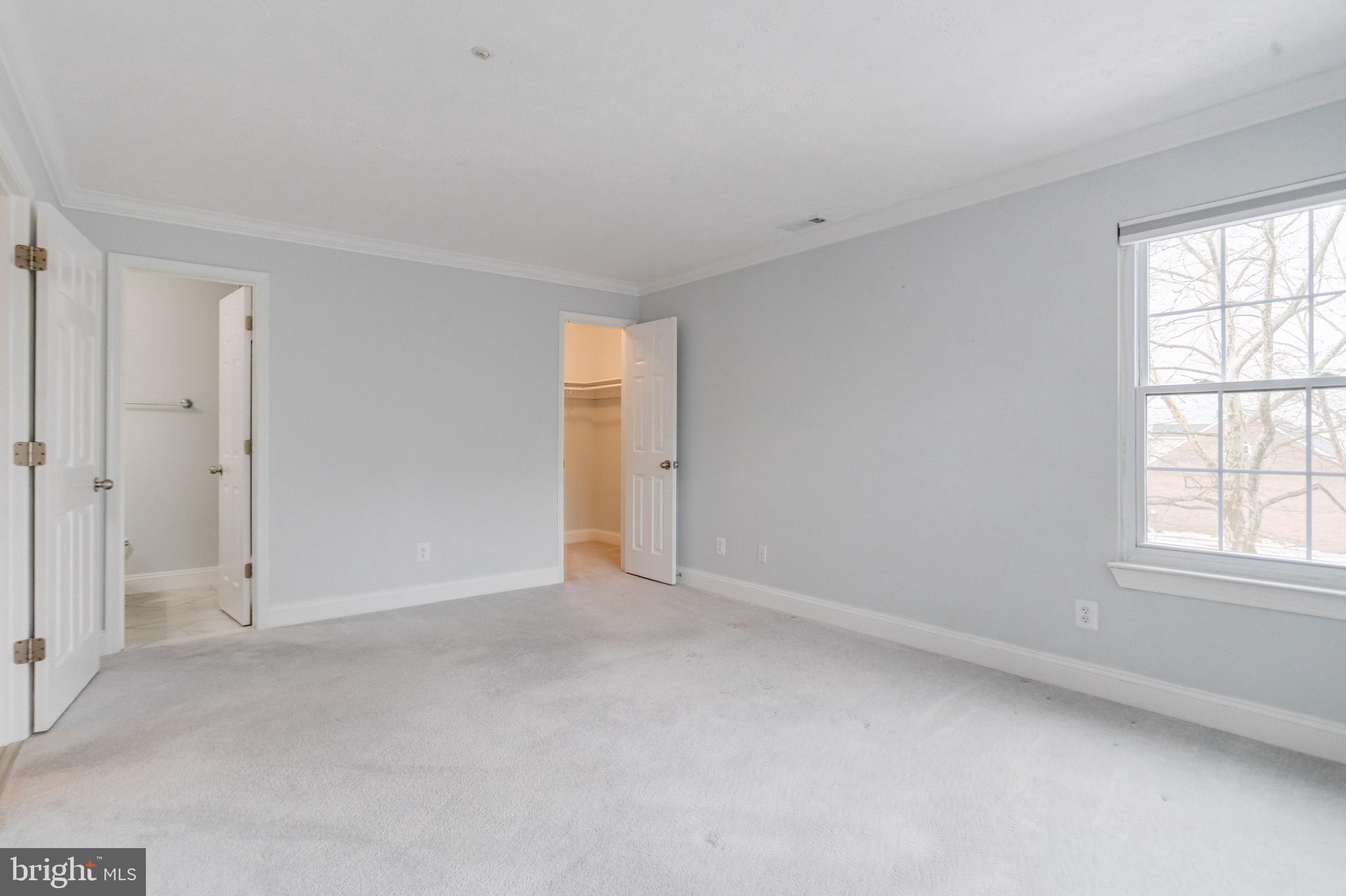 COUNTRY WALK - Residential