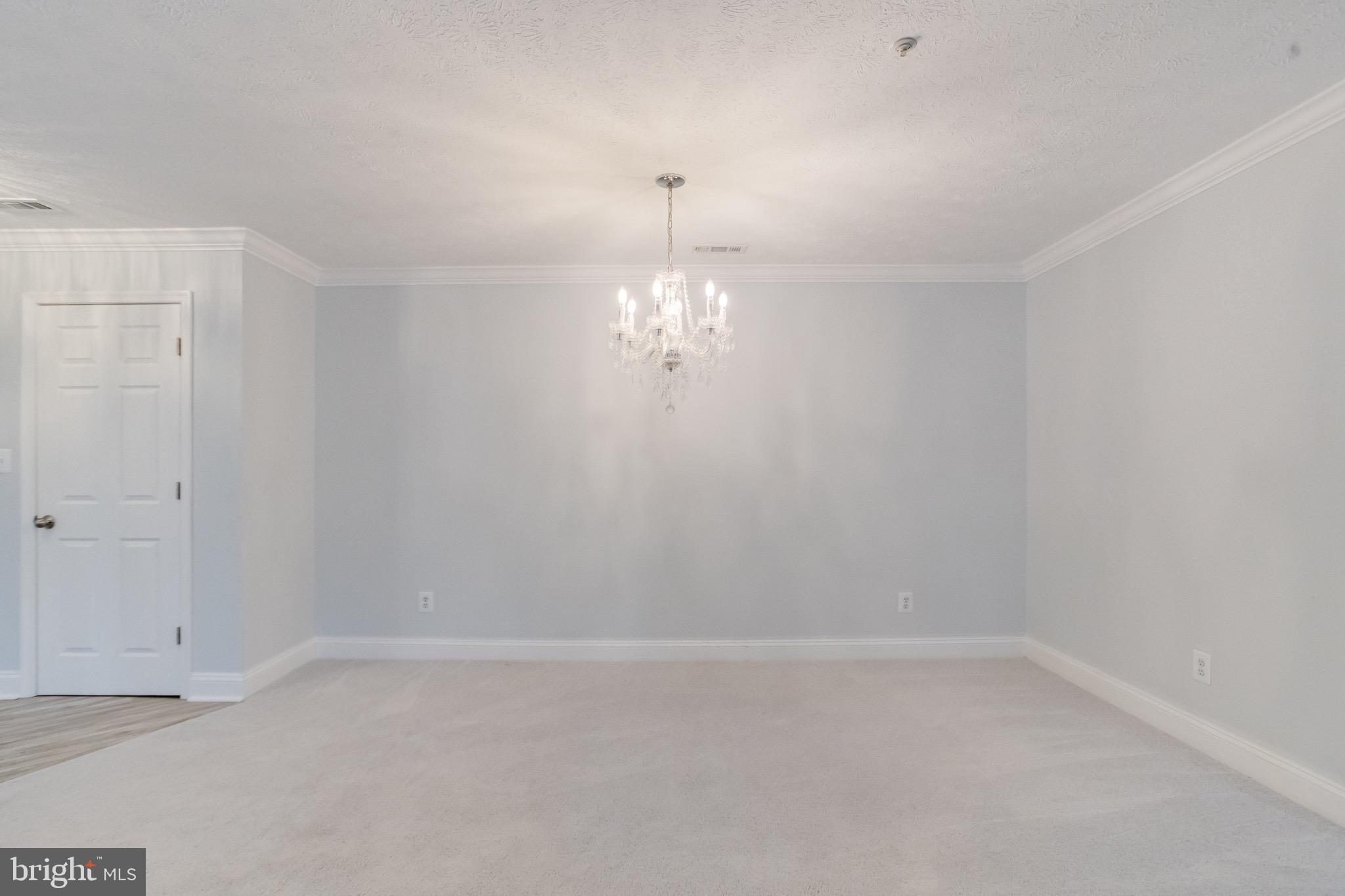 COUNTRY WALK - Residential