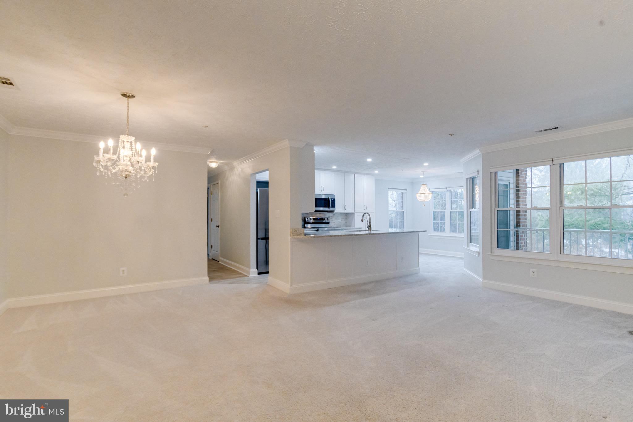 COUNTRY WALK - Residential