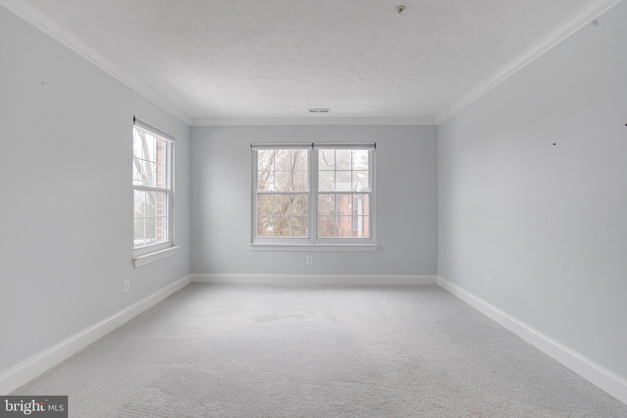 COUNTRY WALK - Residential