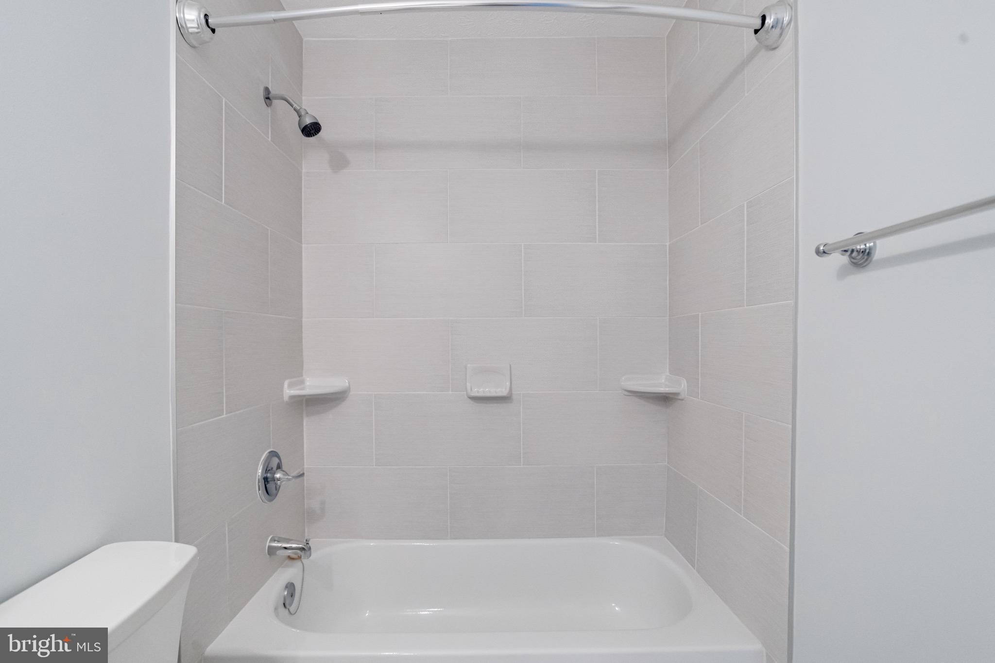 COUNTRY WALK - Residential