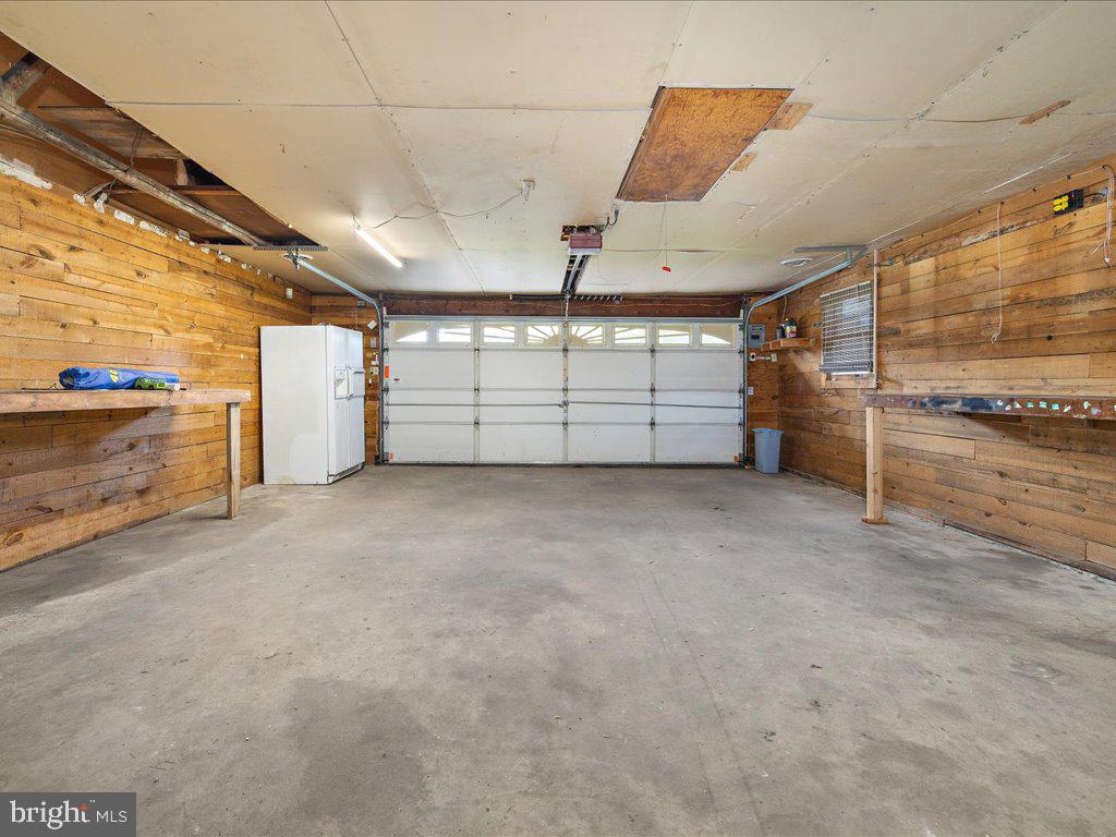 AURORA HILLS - Residential