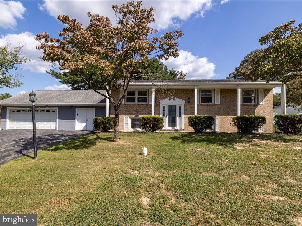 AURORA HILLS - Residential