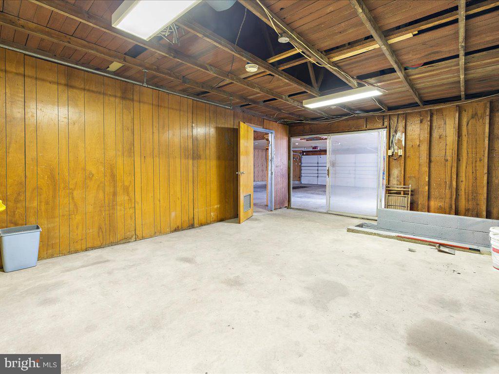 AURORA HILLS - Residential