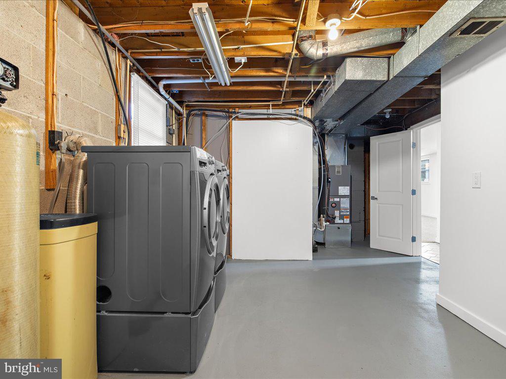 AURORA HILLS - Residential