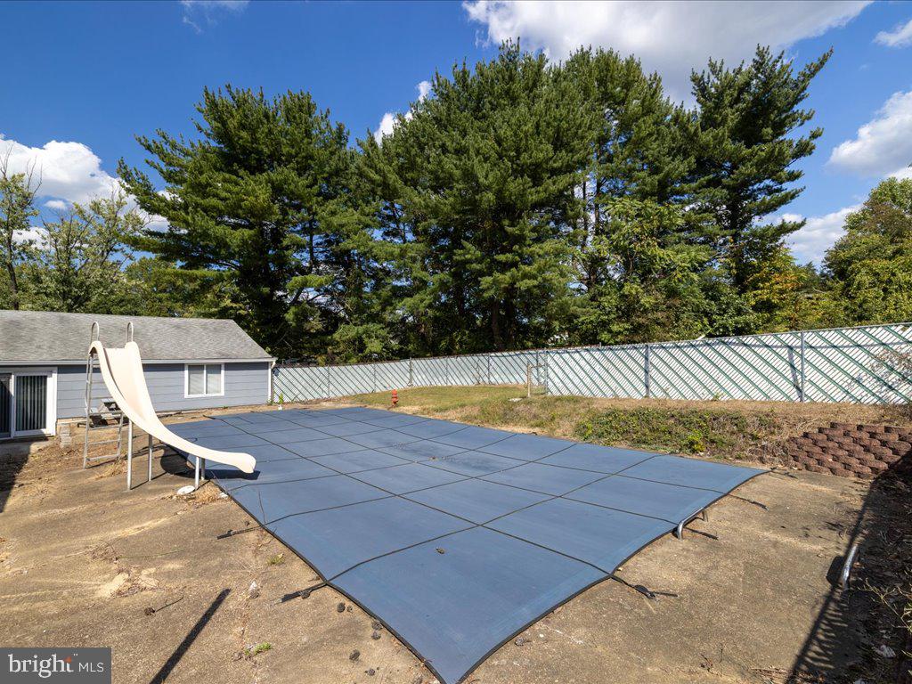 AURORA HILLS - Residential