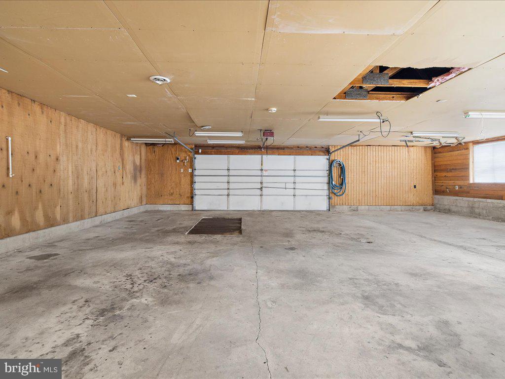 AURORA HILLS - Residential