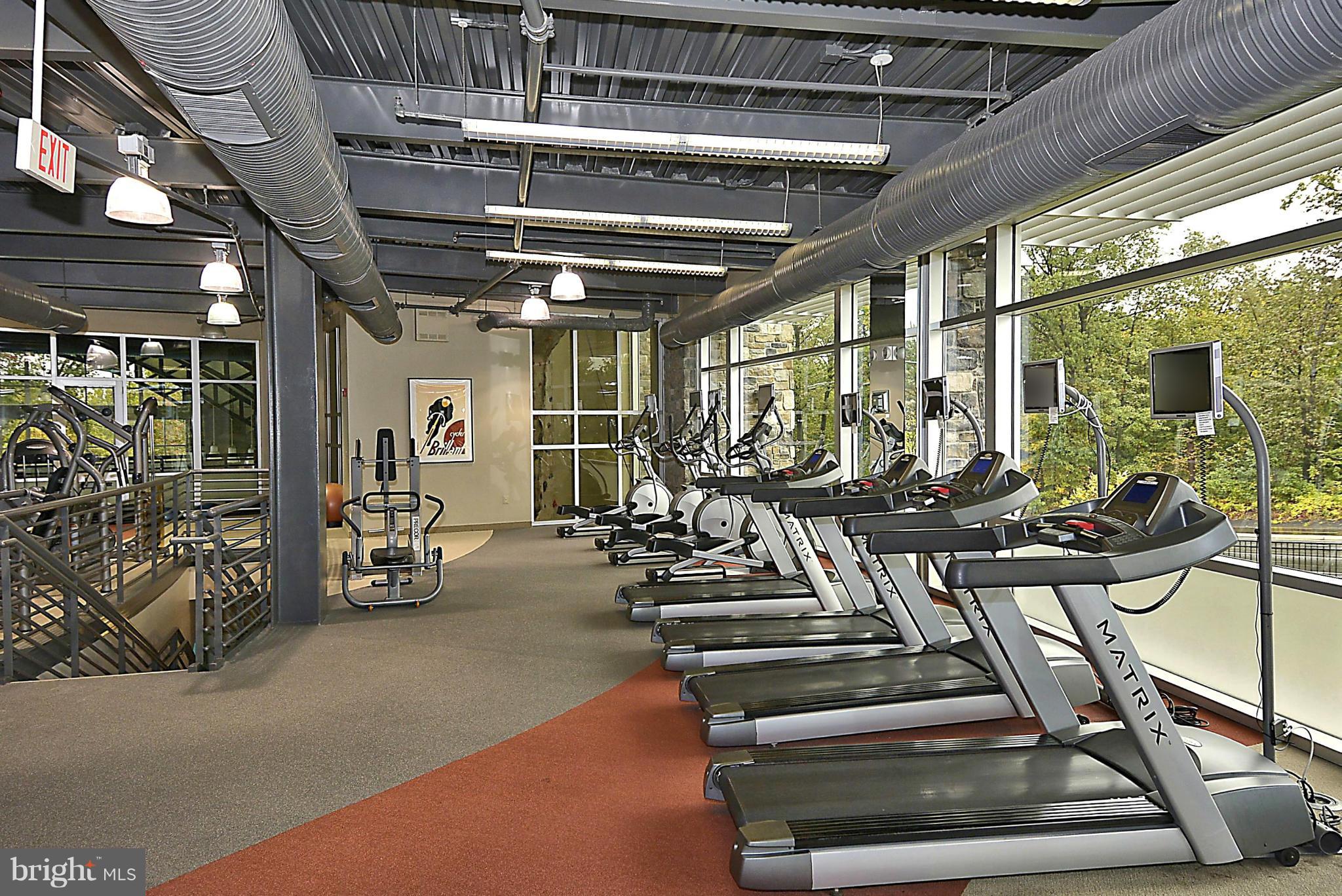 POTOMAC CLUB - Residential