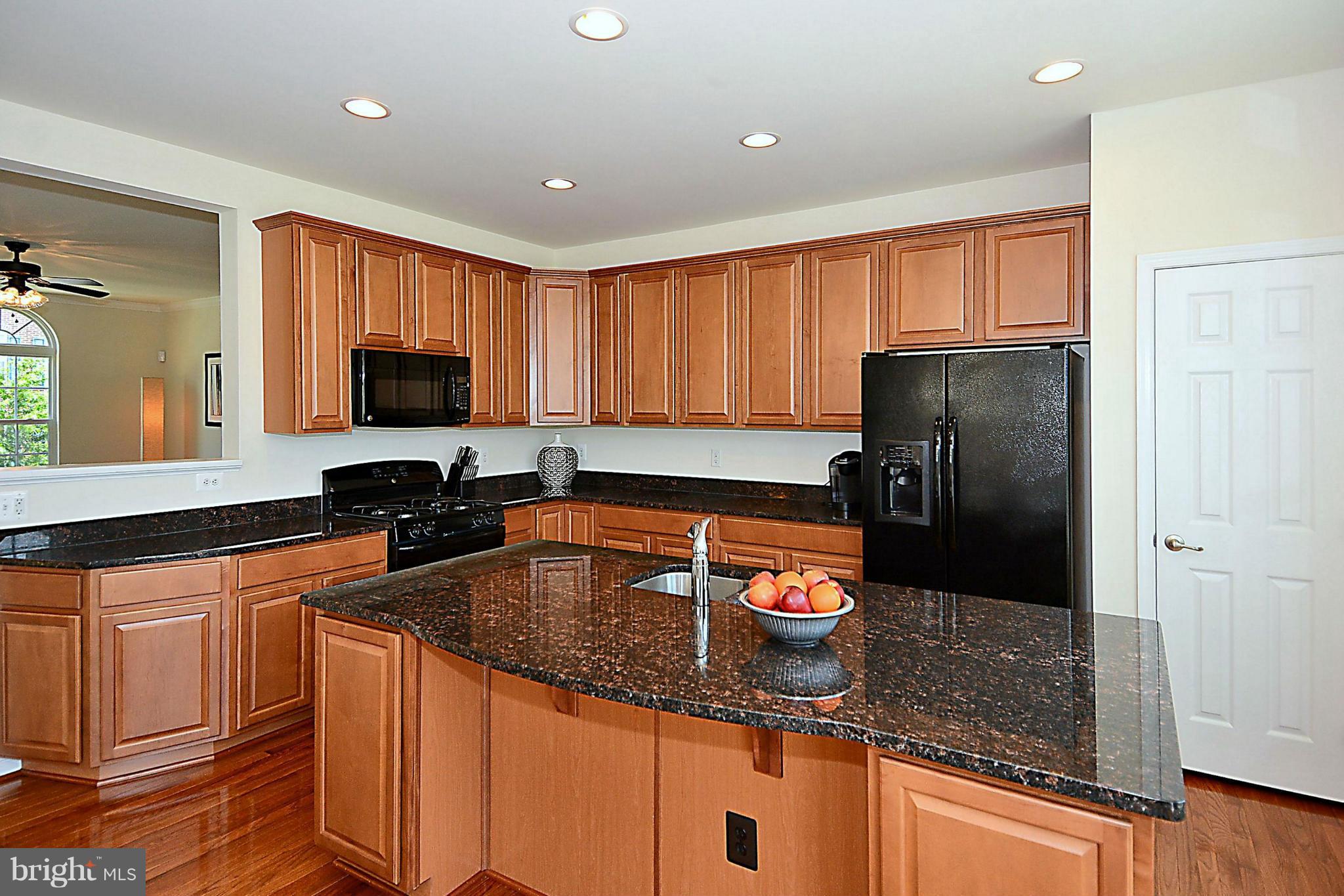 POTOMAC CLUB - Residential