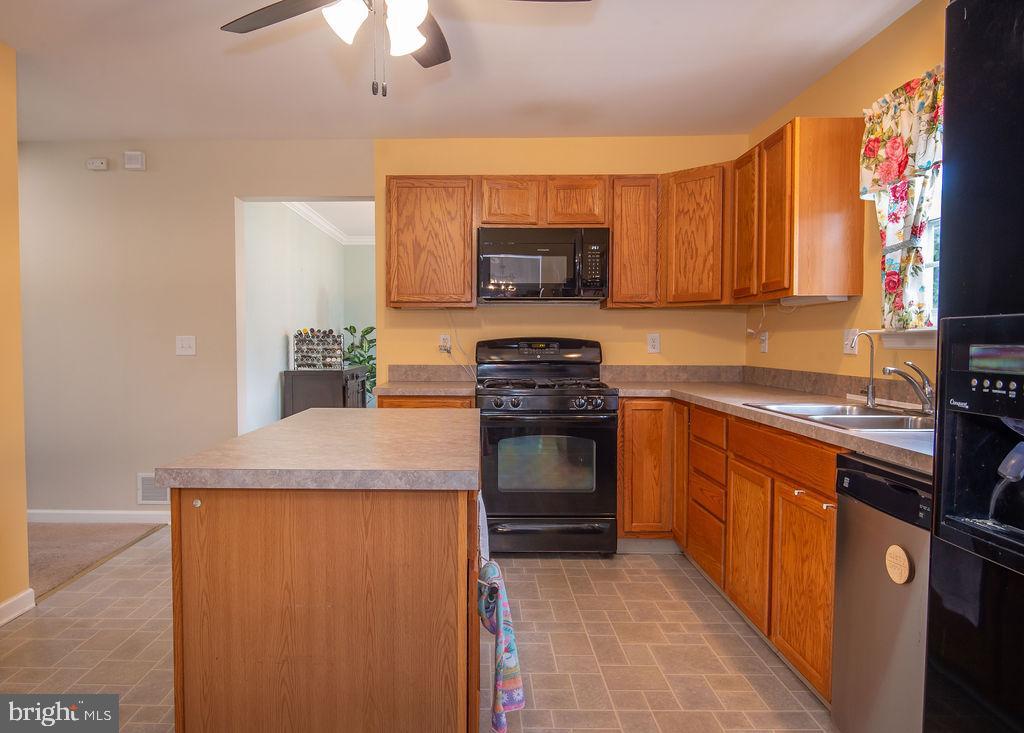 127 AMALFI DRIVE