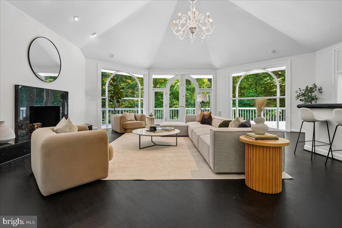 CONGRESSIONAL FOREST - Residential