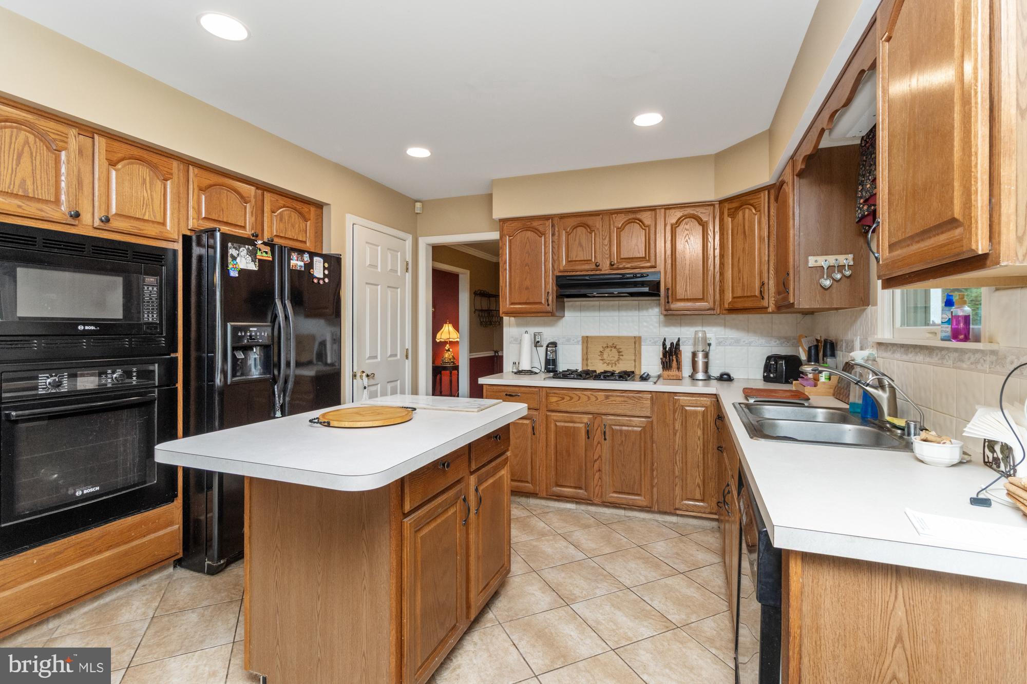 SADDLE RIDGE - Residential