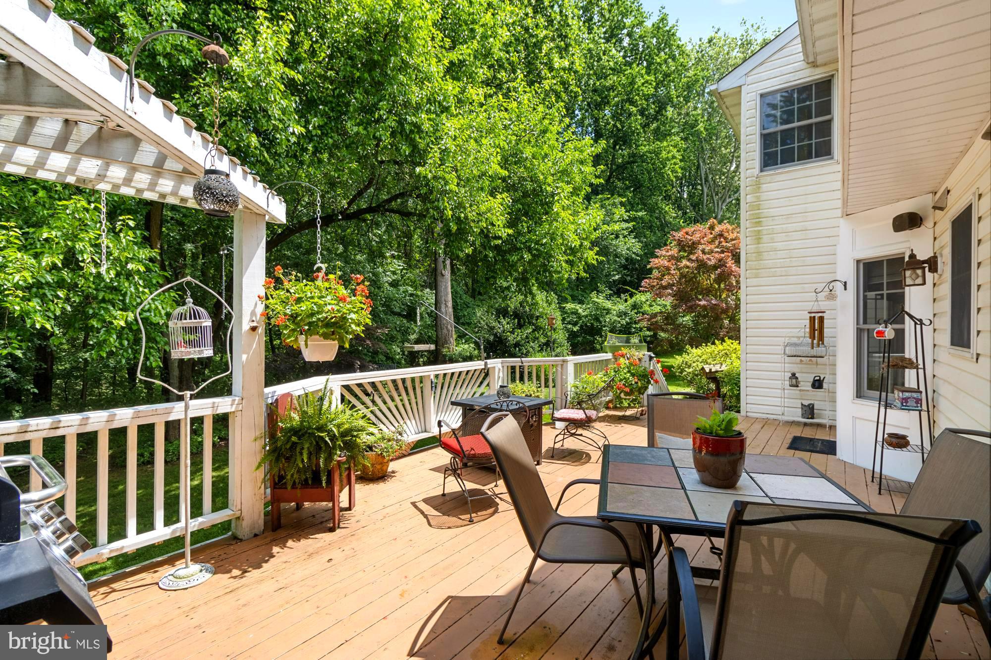 SADDLE RIDGE - Residential