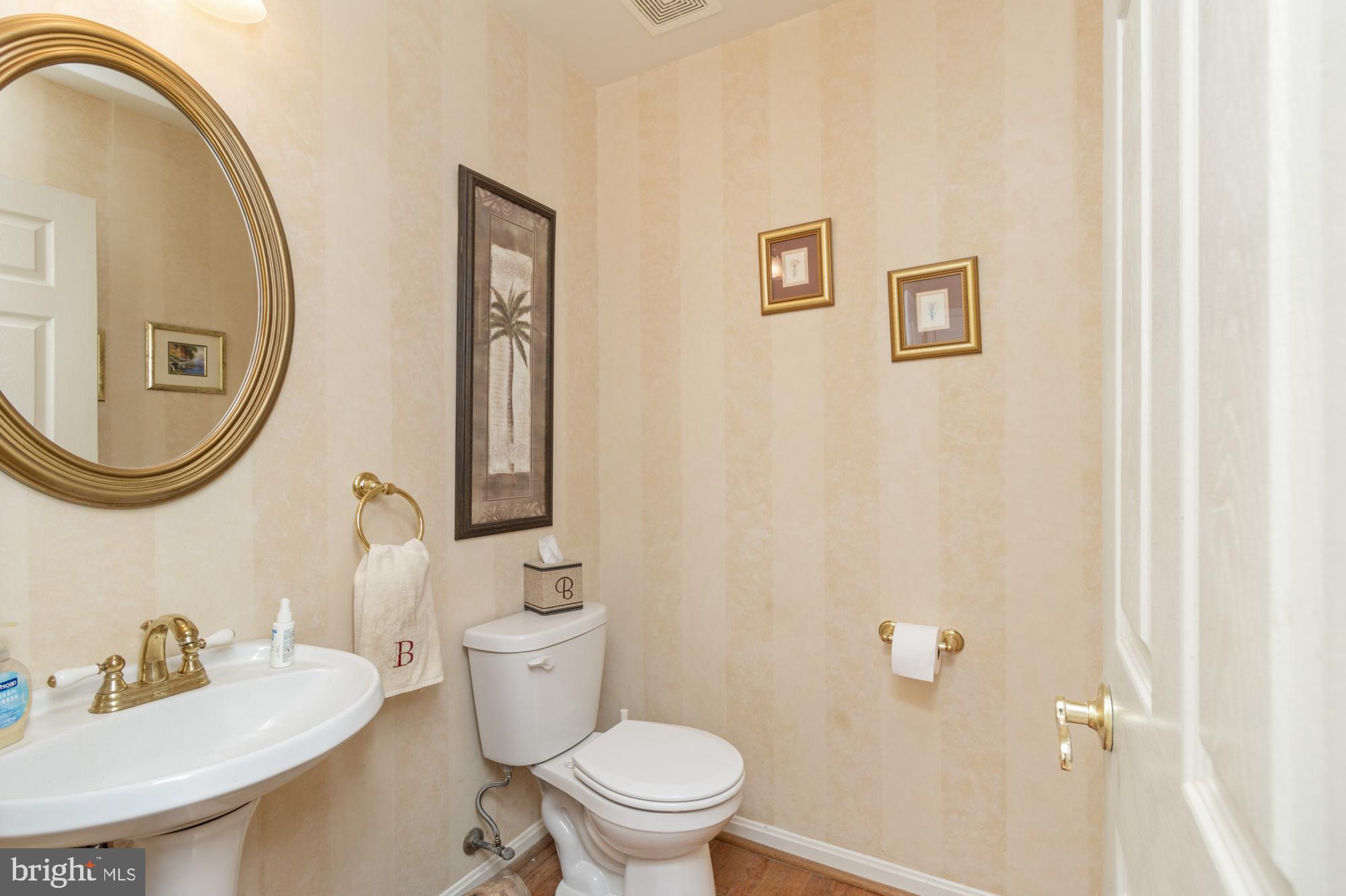 SADDLE RIDGE - Residential