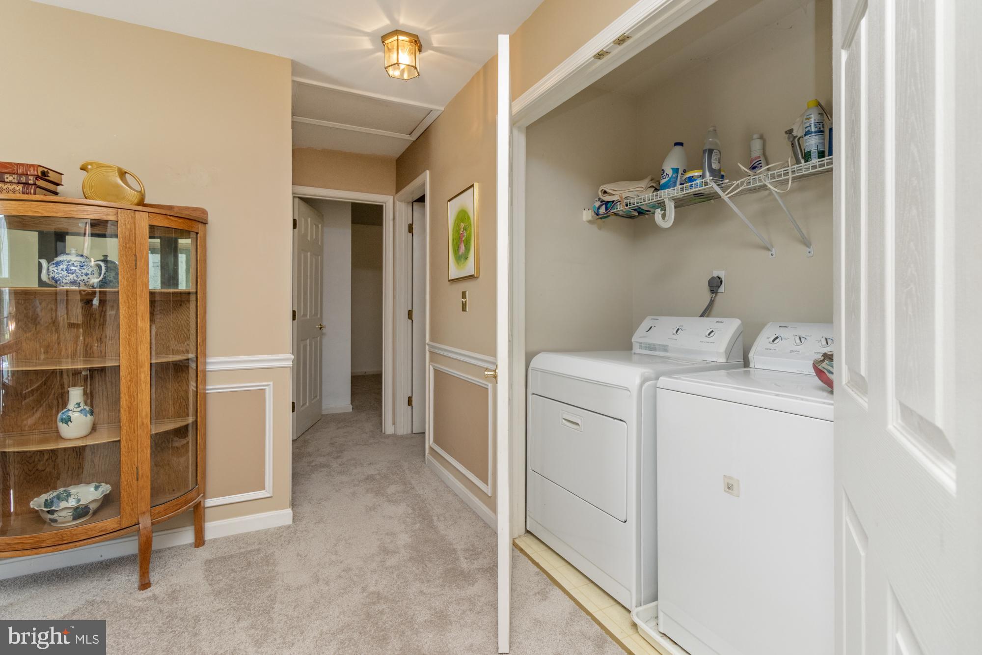 SADDLE RIDGE - Residential