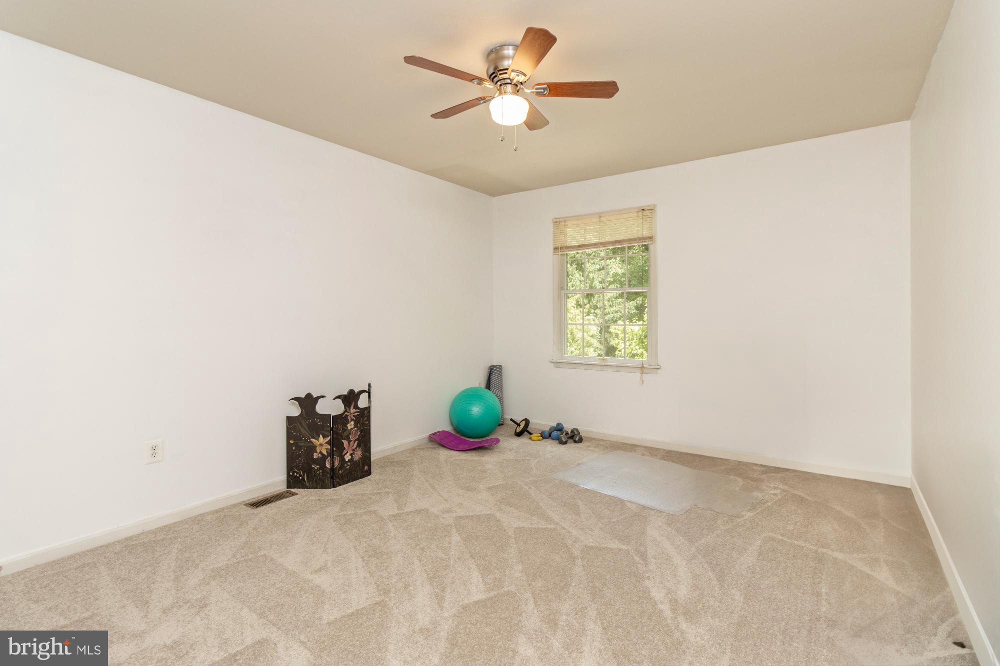 SADDLE RIDGE - Residential