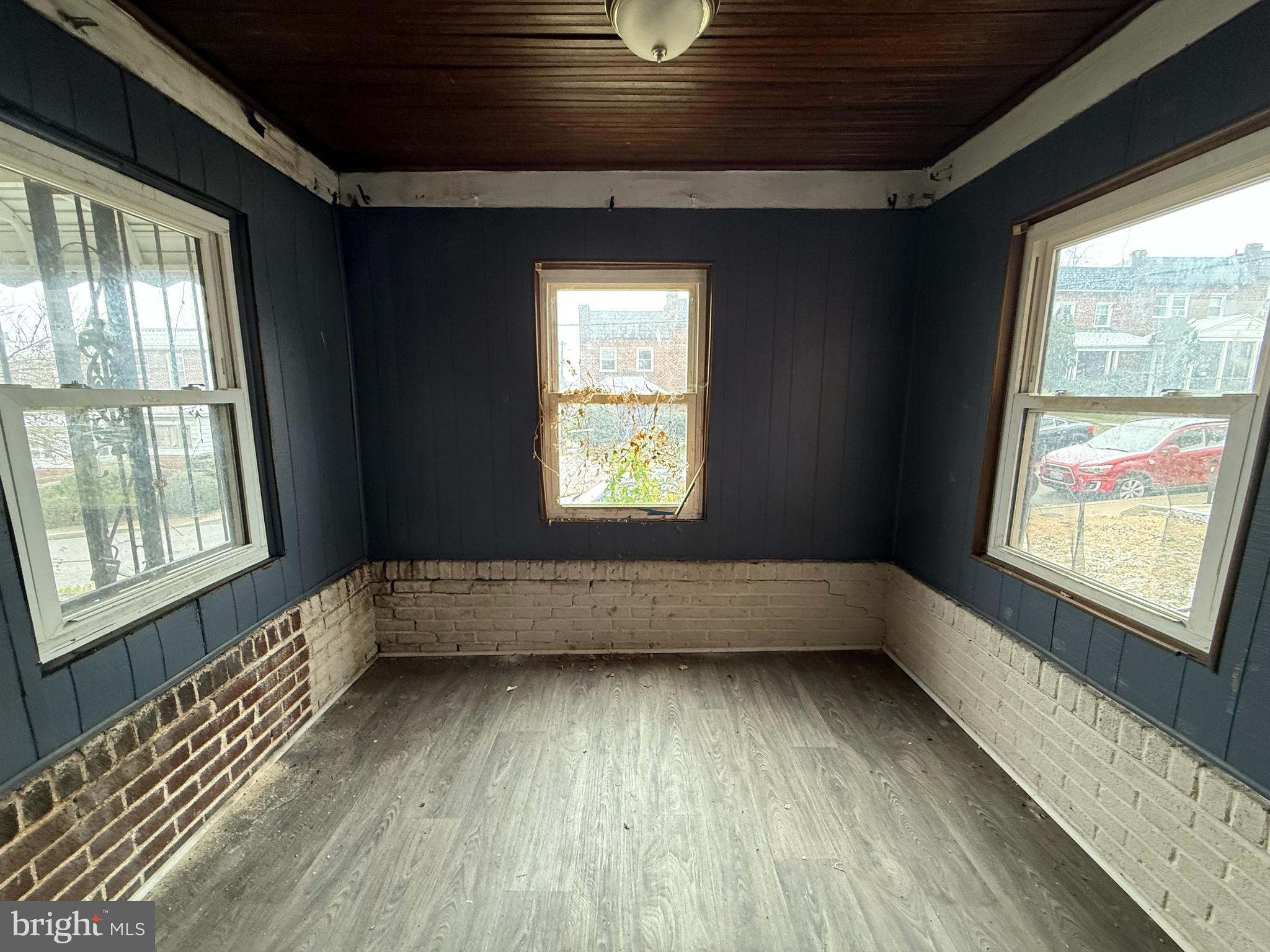 GOVANS - Residential