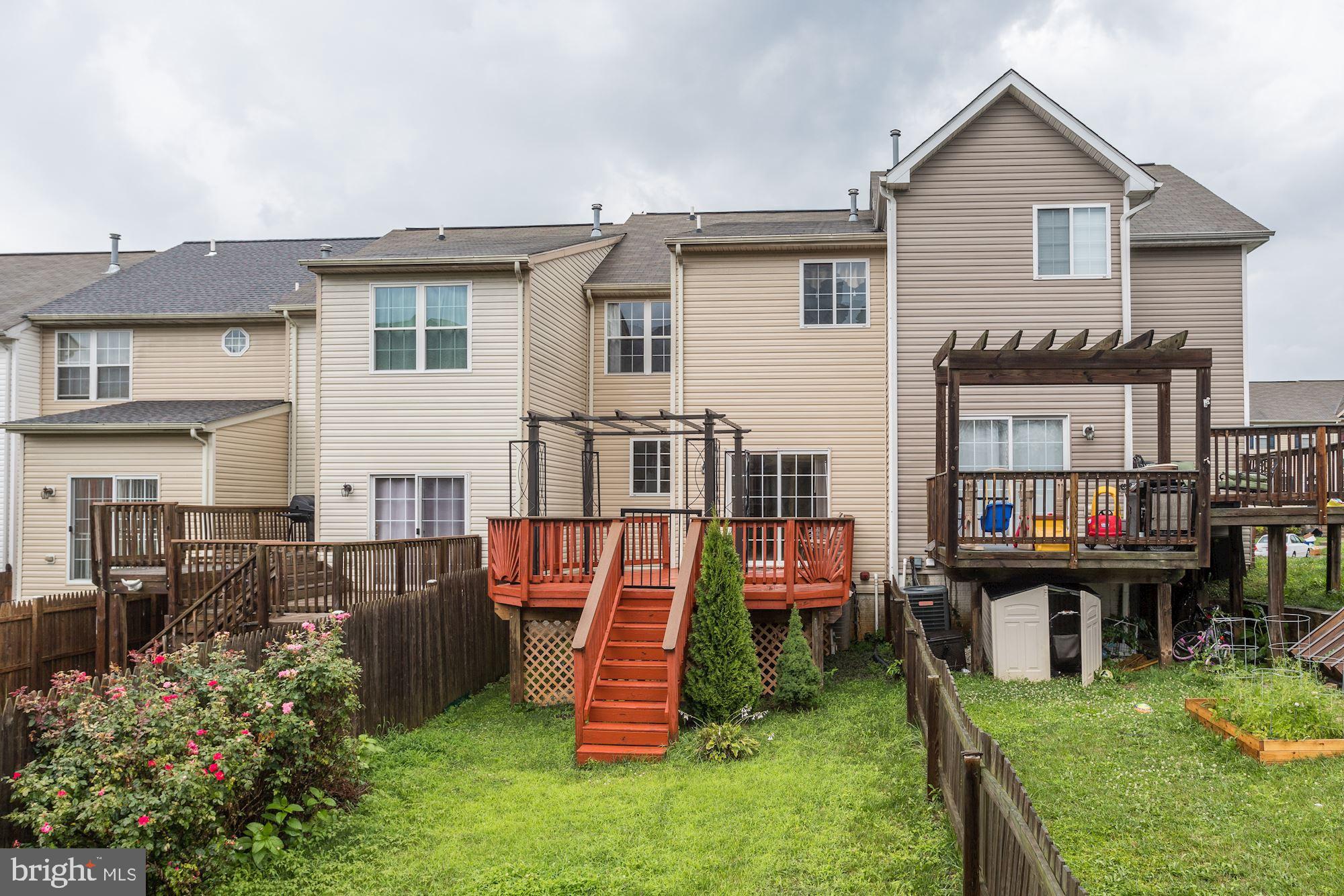 MONMOUTH MEADOWS - Residential