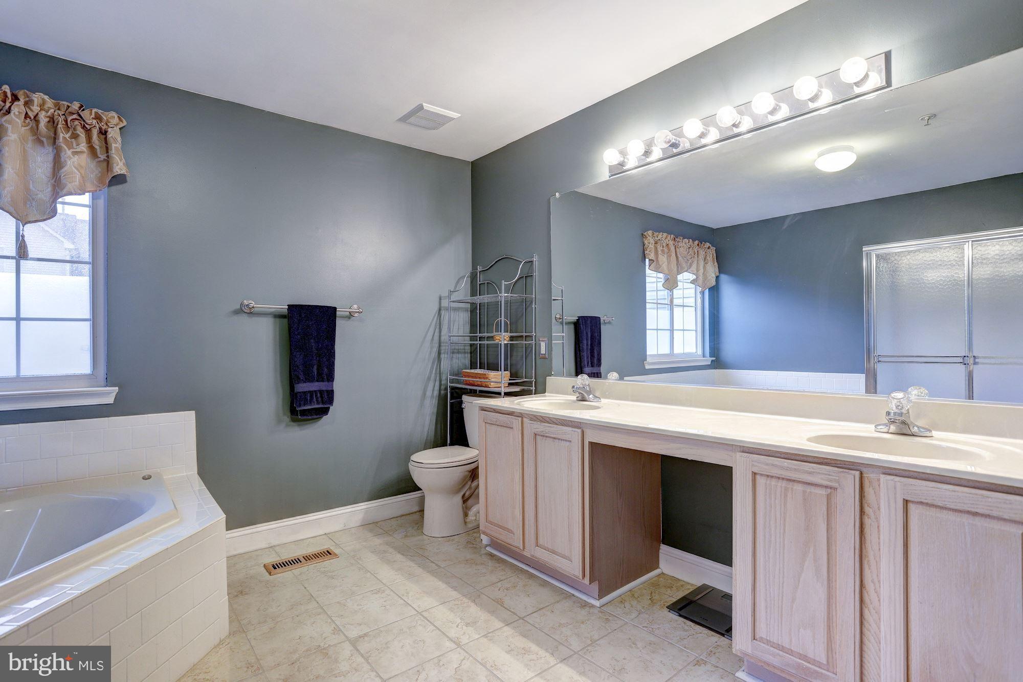 MONMOUTH MEADOWS - Residential