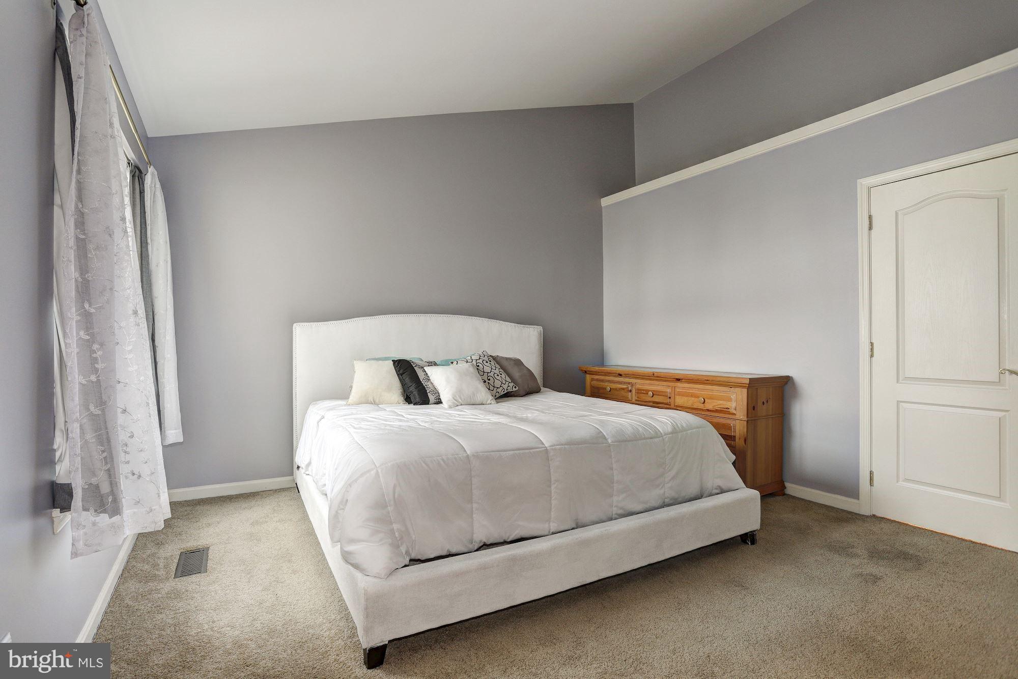 MONMOUTH MEADOWS - Residential