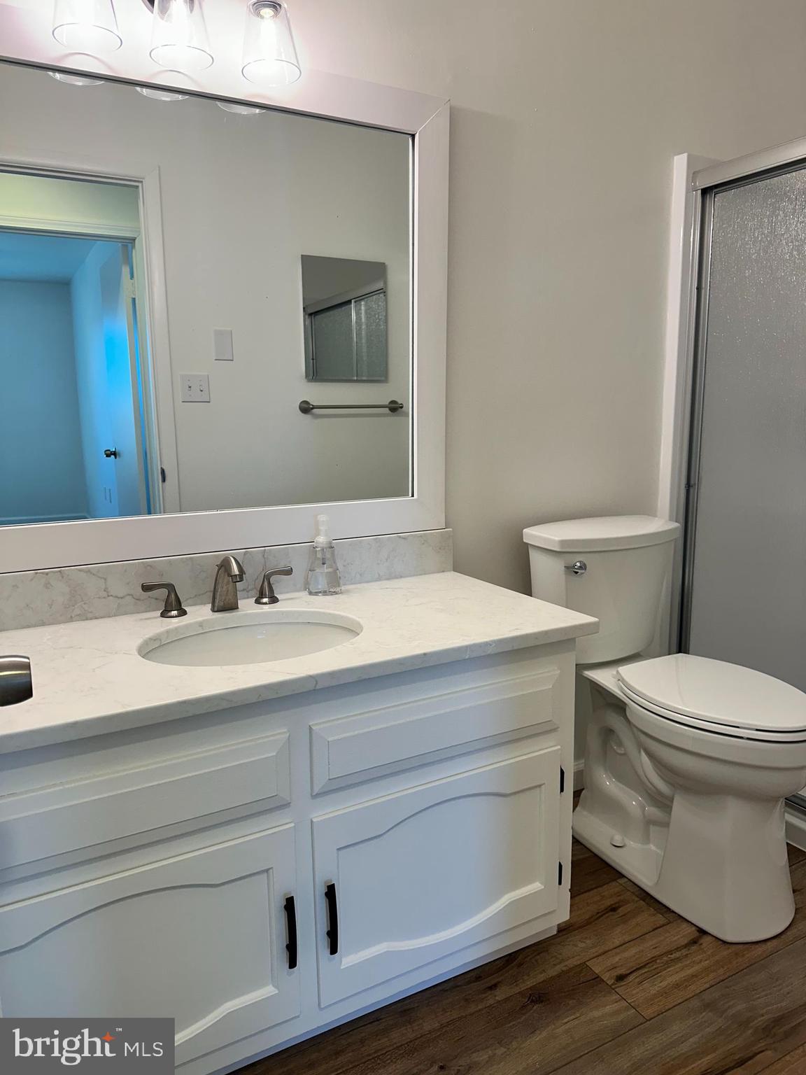 CRESTWOOD VILLAGE - Residential Lease