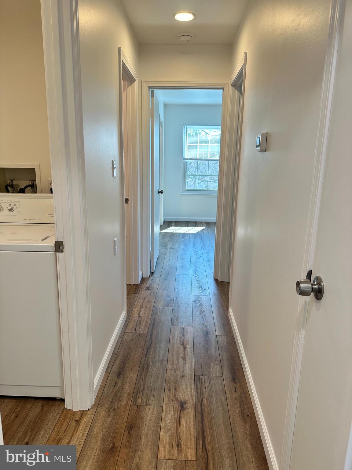 CRESTWOOD VILLAGE - Residential Lease