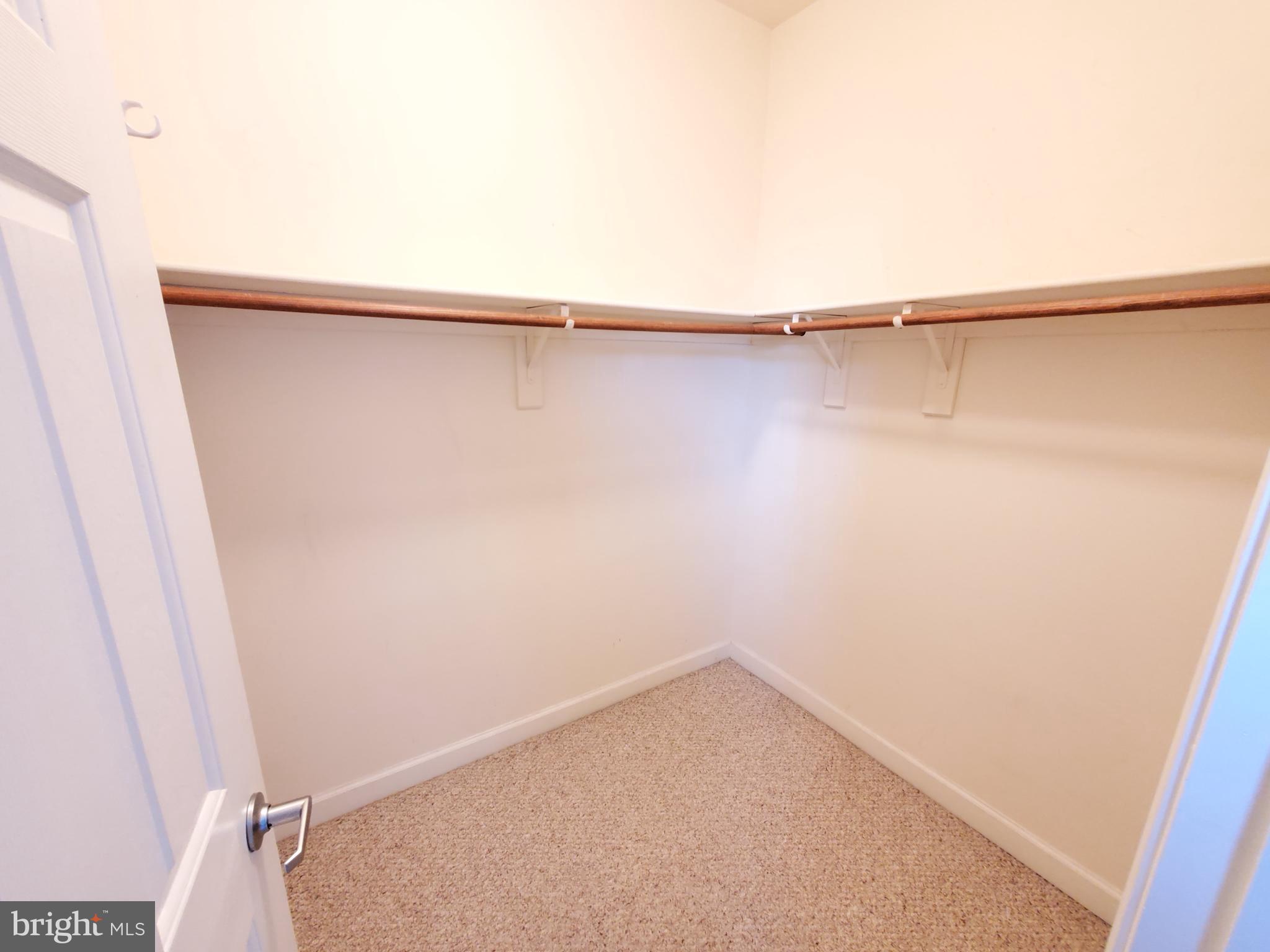 HIDDEN CREEK - Residential Lease