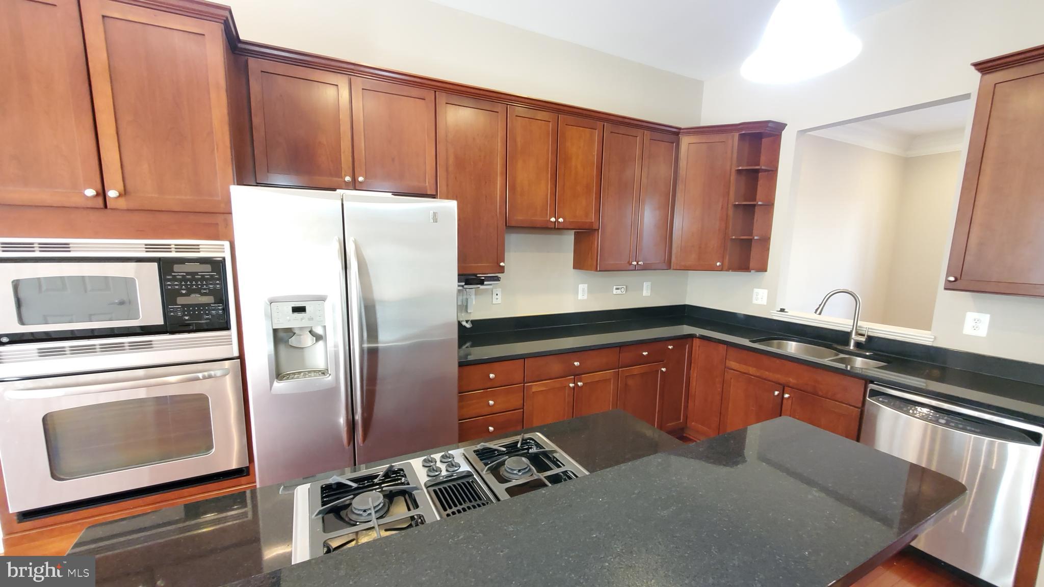 HIDDEN CREEK - Residential Lease