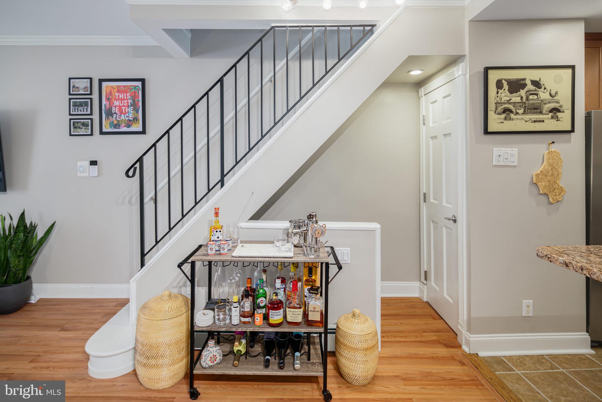 GIRARD ESTATES - Residential