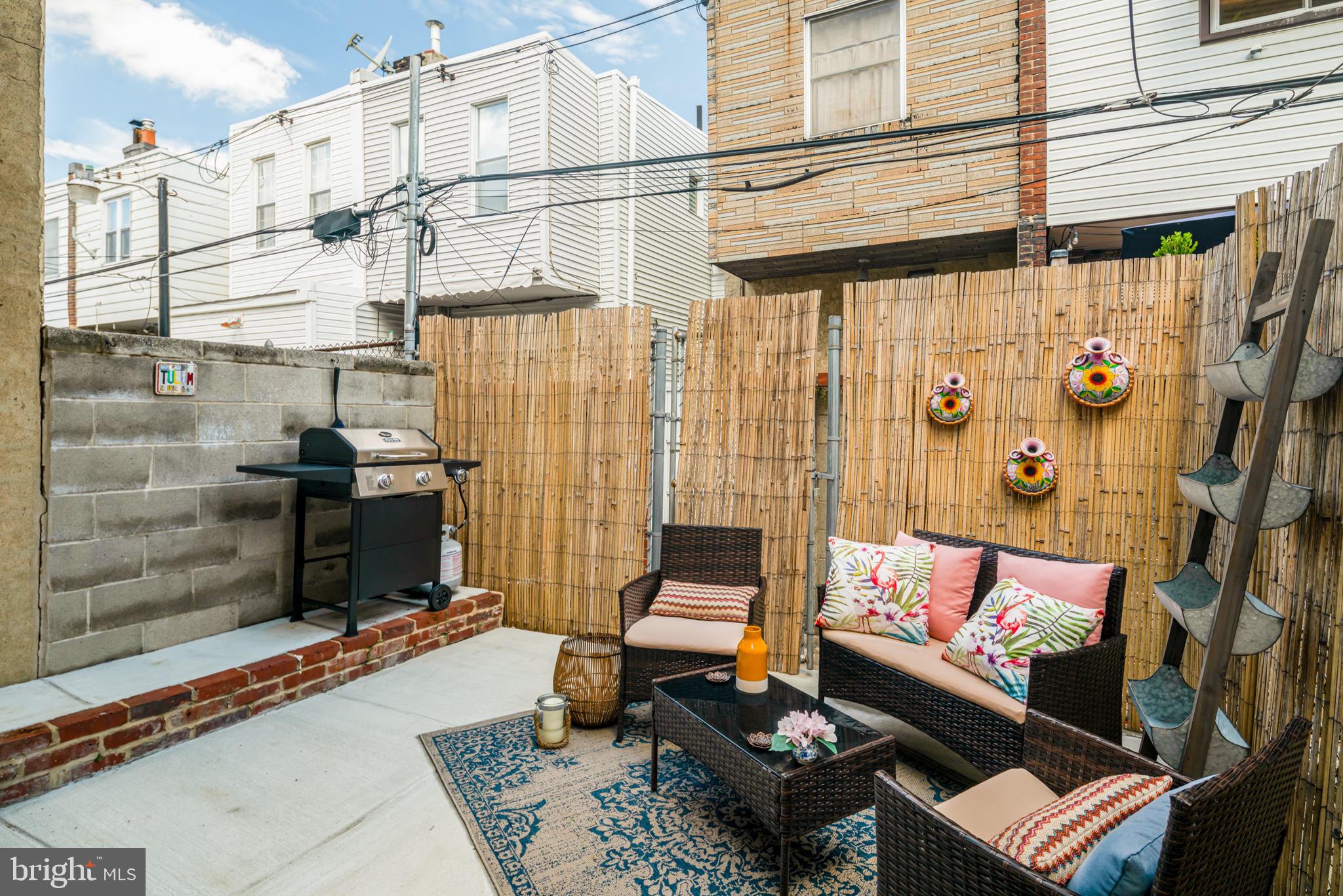 GIRARD ESTATES - Residential