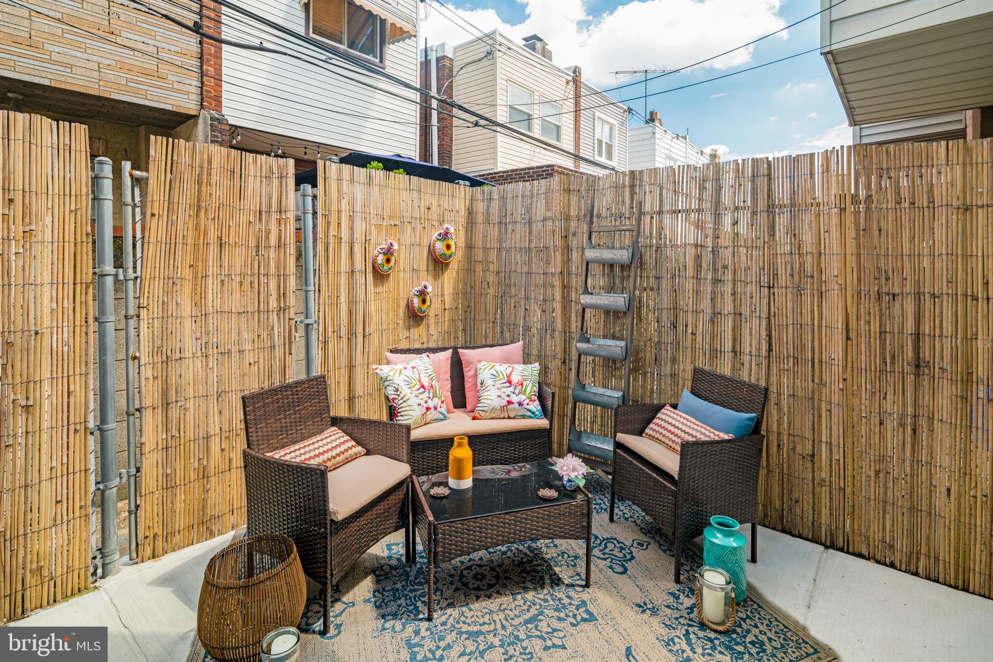 GIRARD ESTATES - Residential