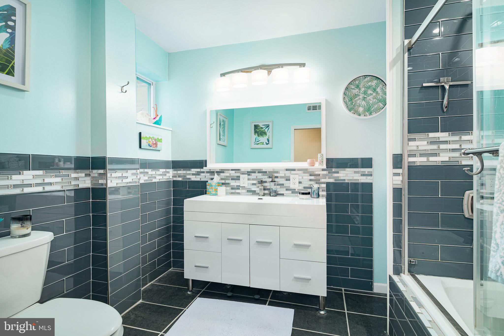 GIRARD ESTATES - Residential