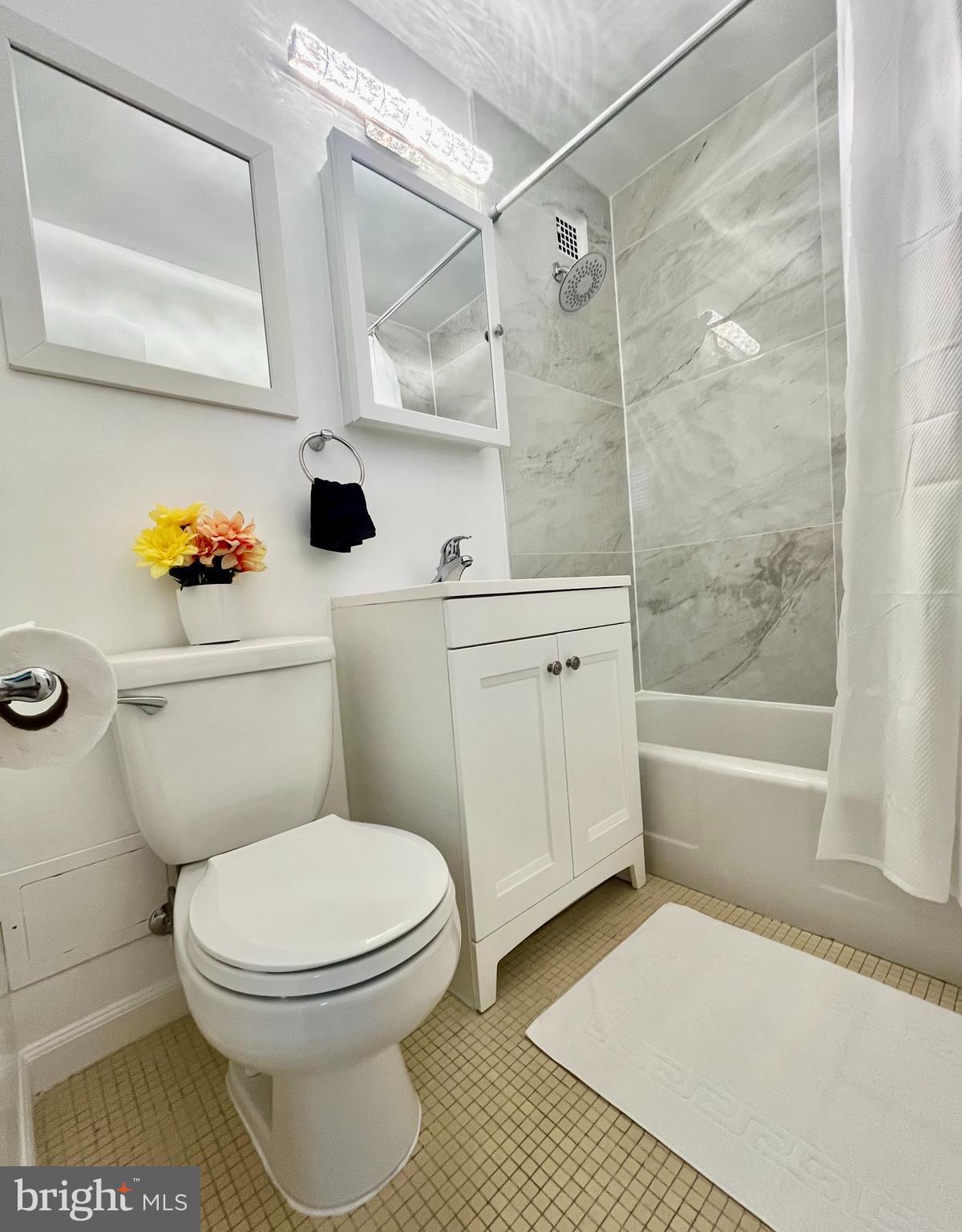 RIVER PLACE - Residential