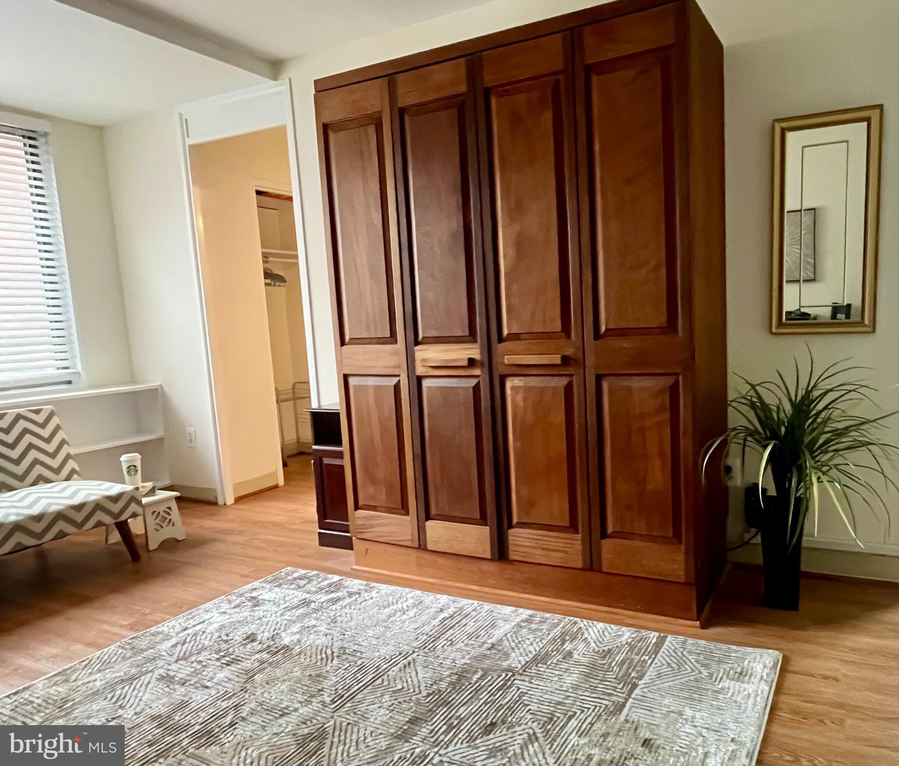 RIVER PLACE - Residential