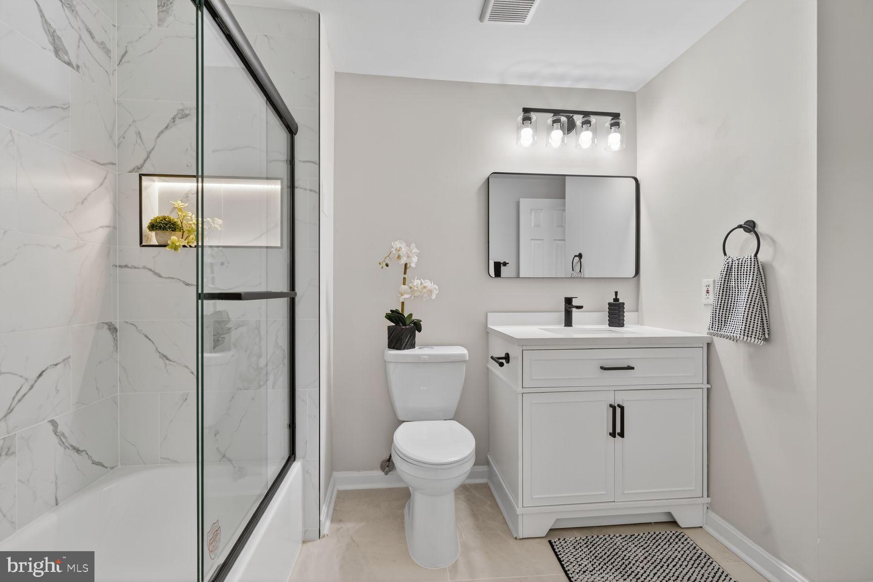 HALLOWELL - Residential