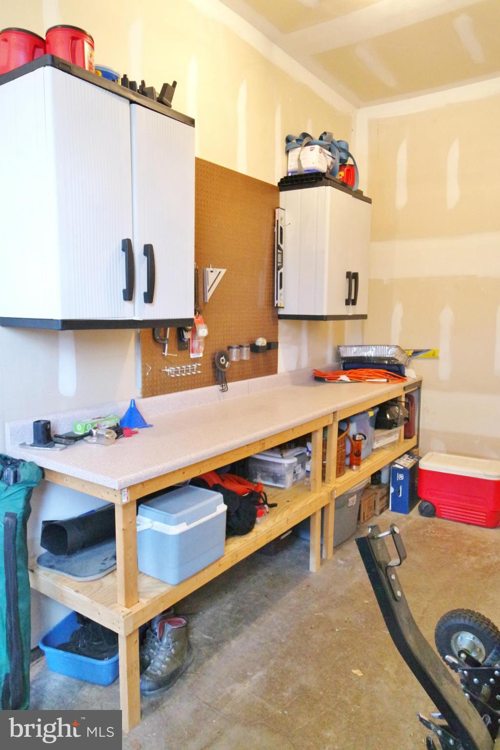 WOODLAWN ESTATES - Residential