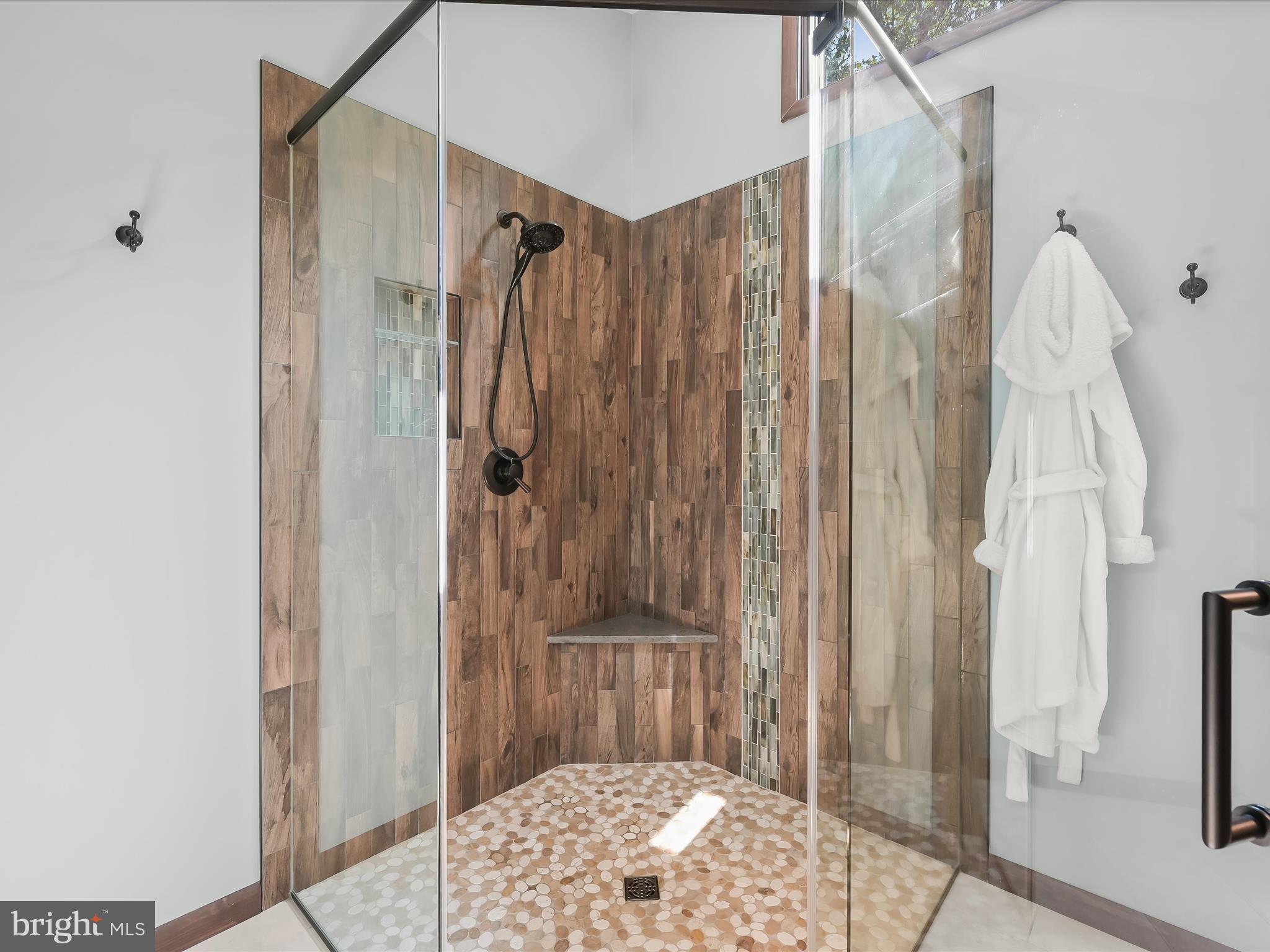 CABIN RIVER FARMS - Residential