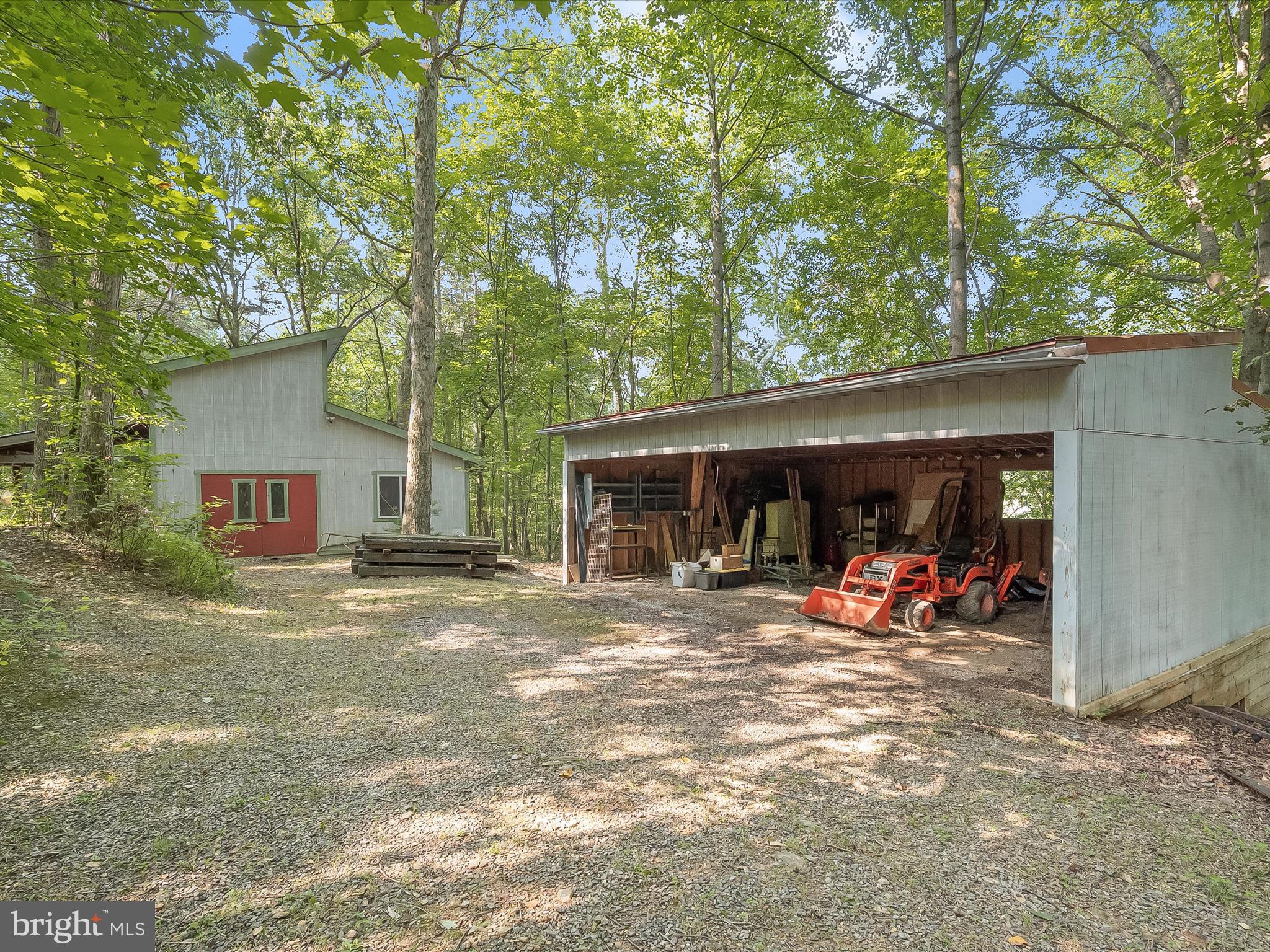 CABIN RIVER FARMS - Residential