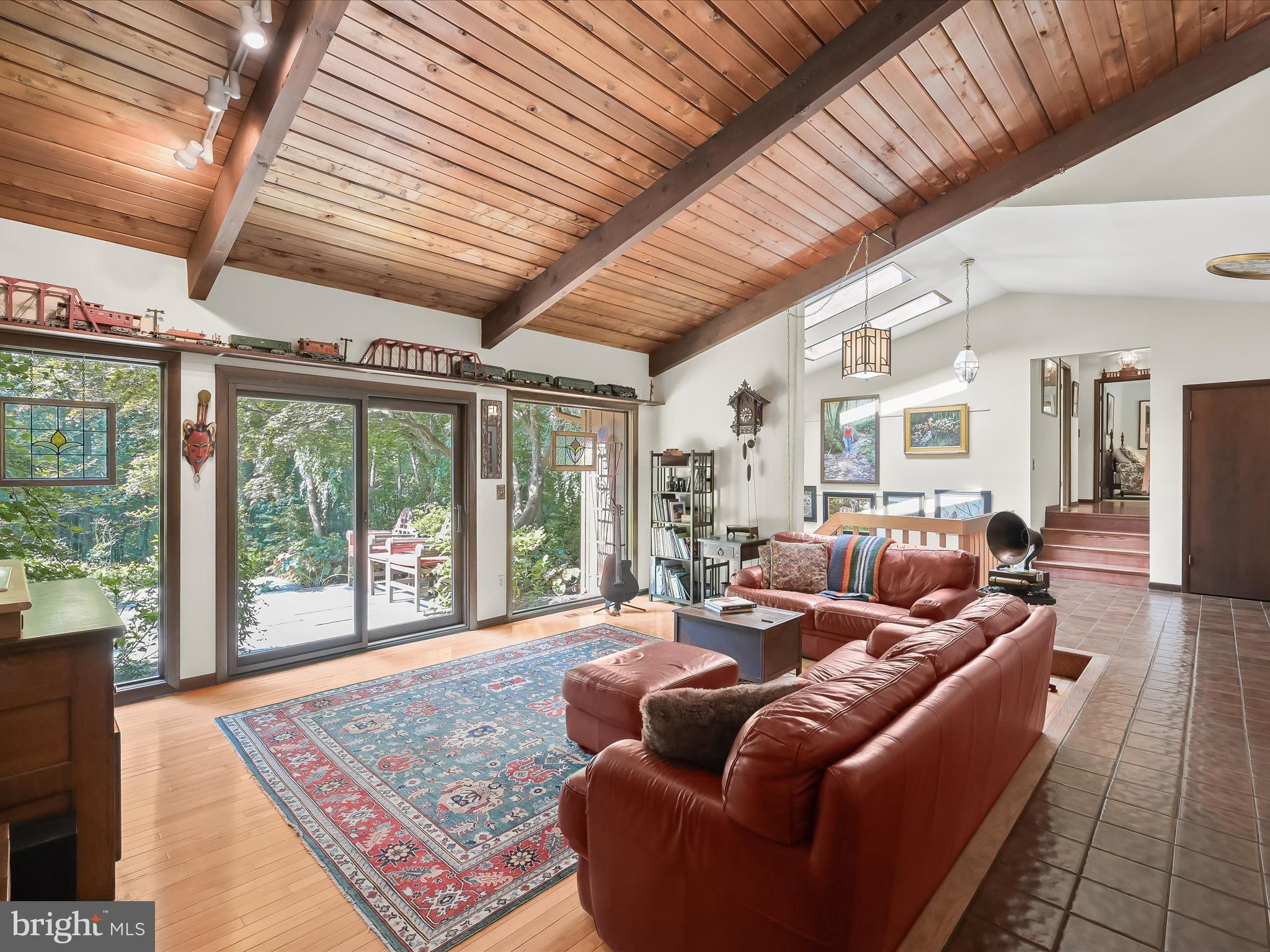 CABIN RIVER FARMS - Residential