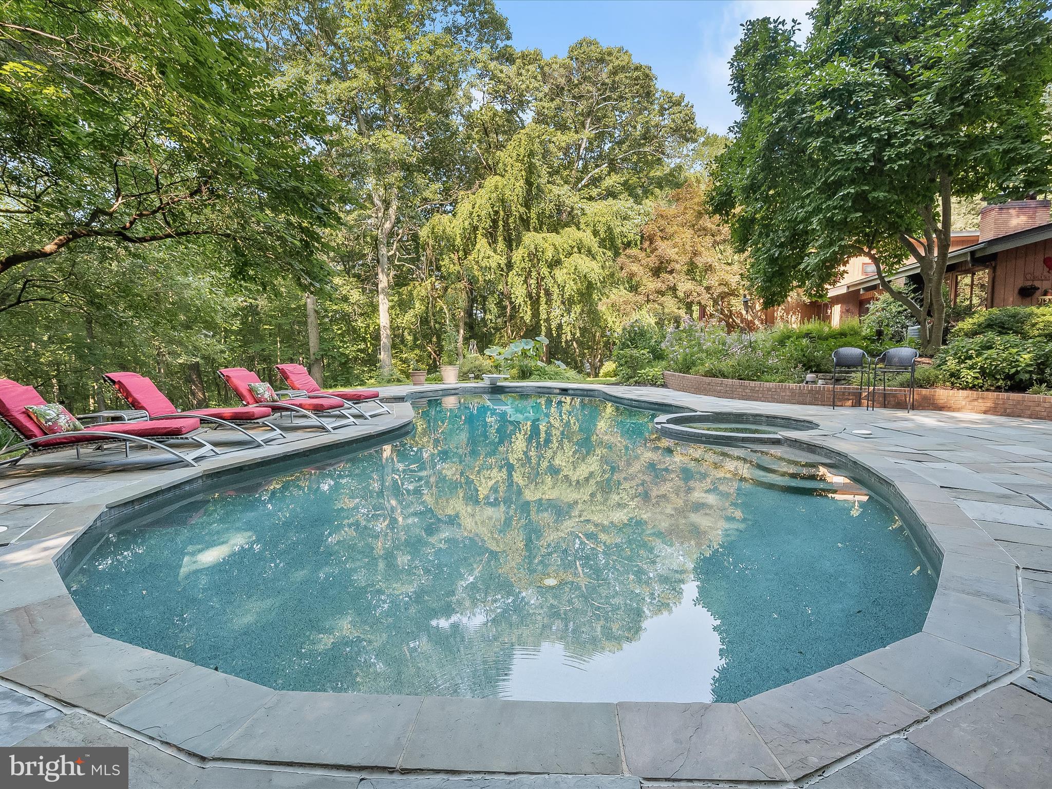 CABIN RIVER FARMS - Residential