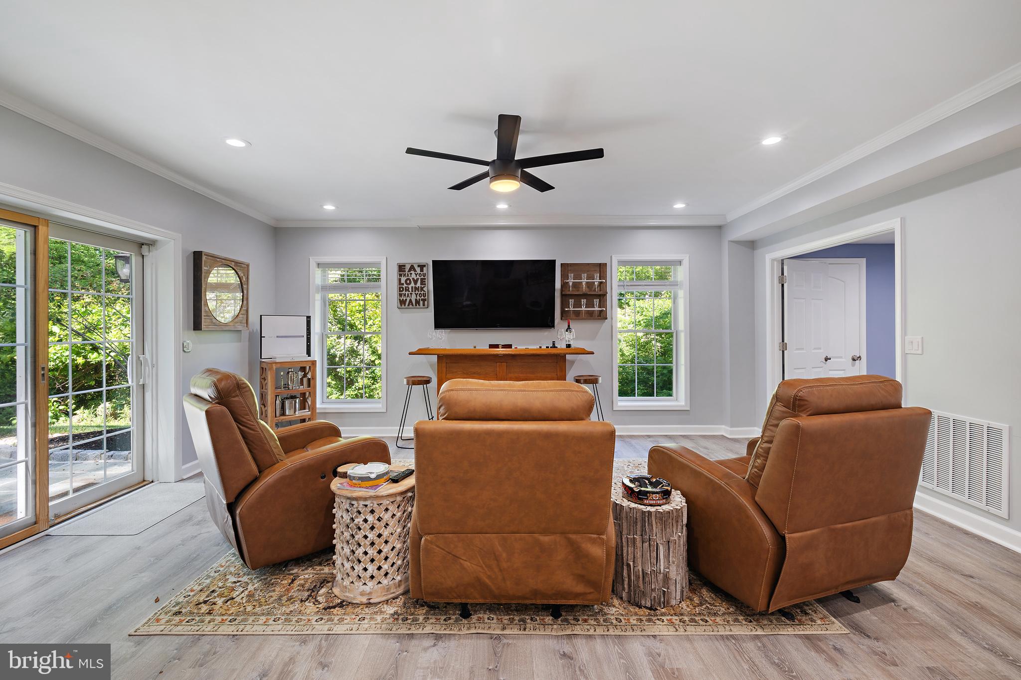 SHORE ACRES - Residential