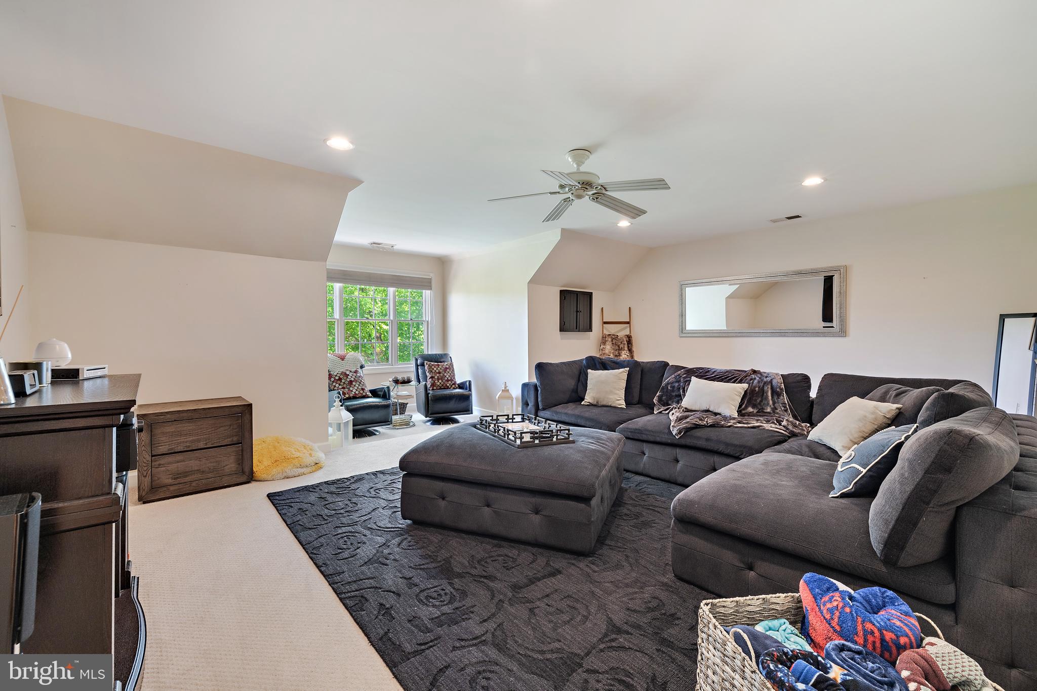 SHORE ACRES - Residential