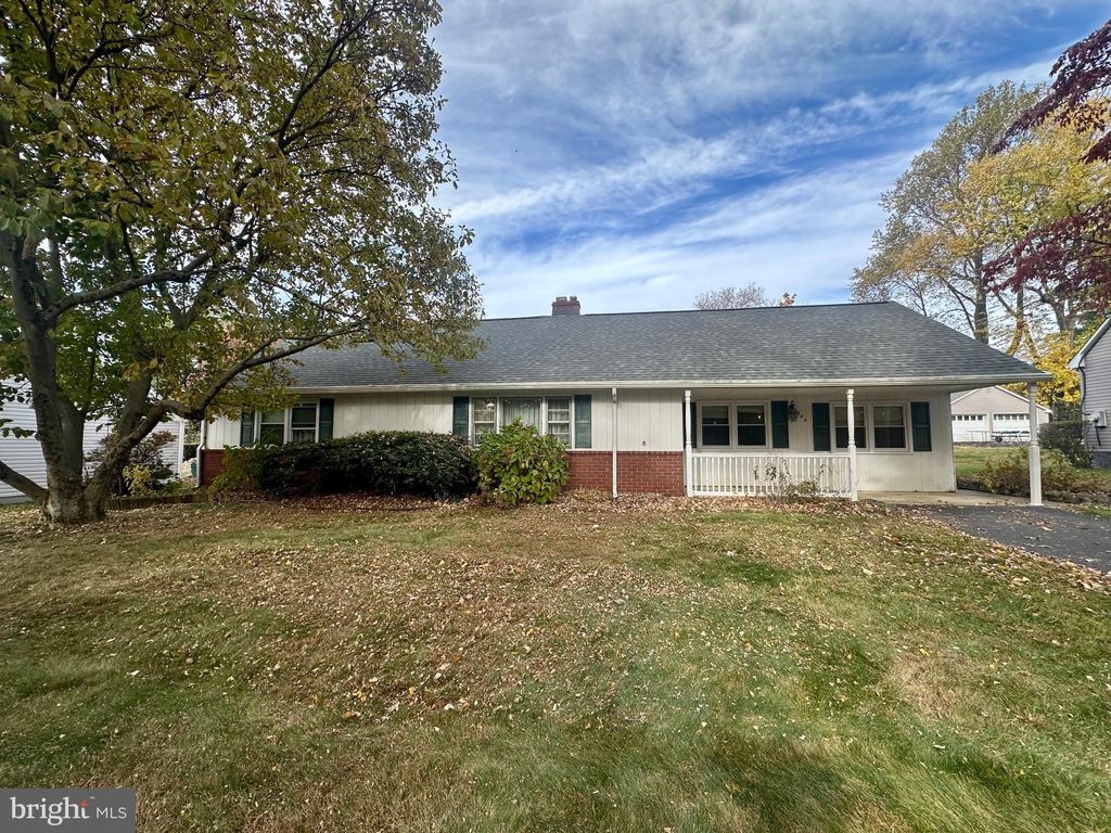 Photo of 604 Cushmore Road, SOUTHAMPTON, PA 18966 (MLS # PABU2108608)