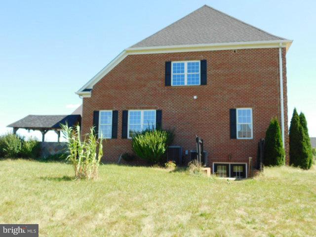 ROSE HILL MEADOWS - Residential