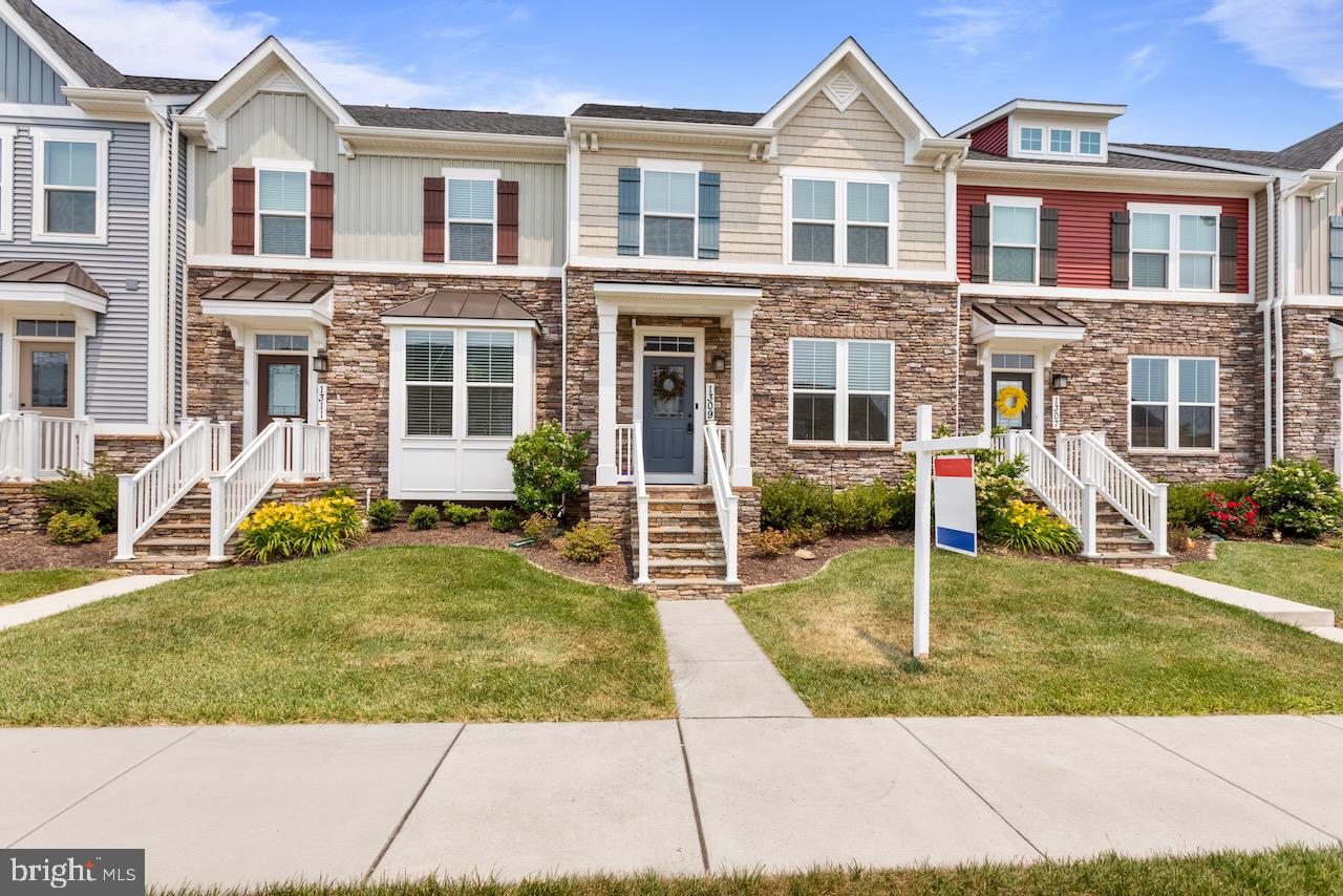 BRUNSWICK CROSSING - Residential