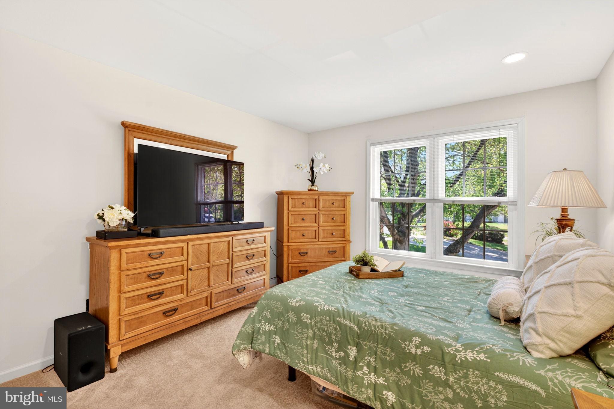 VILLAGE OF HICKORY RIDGE - Residential