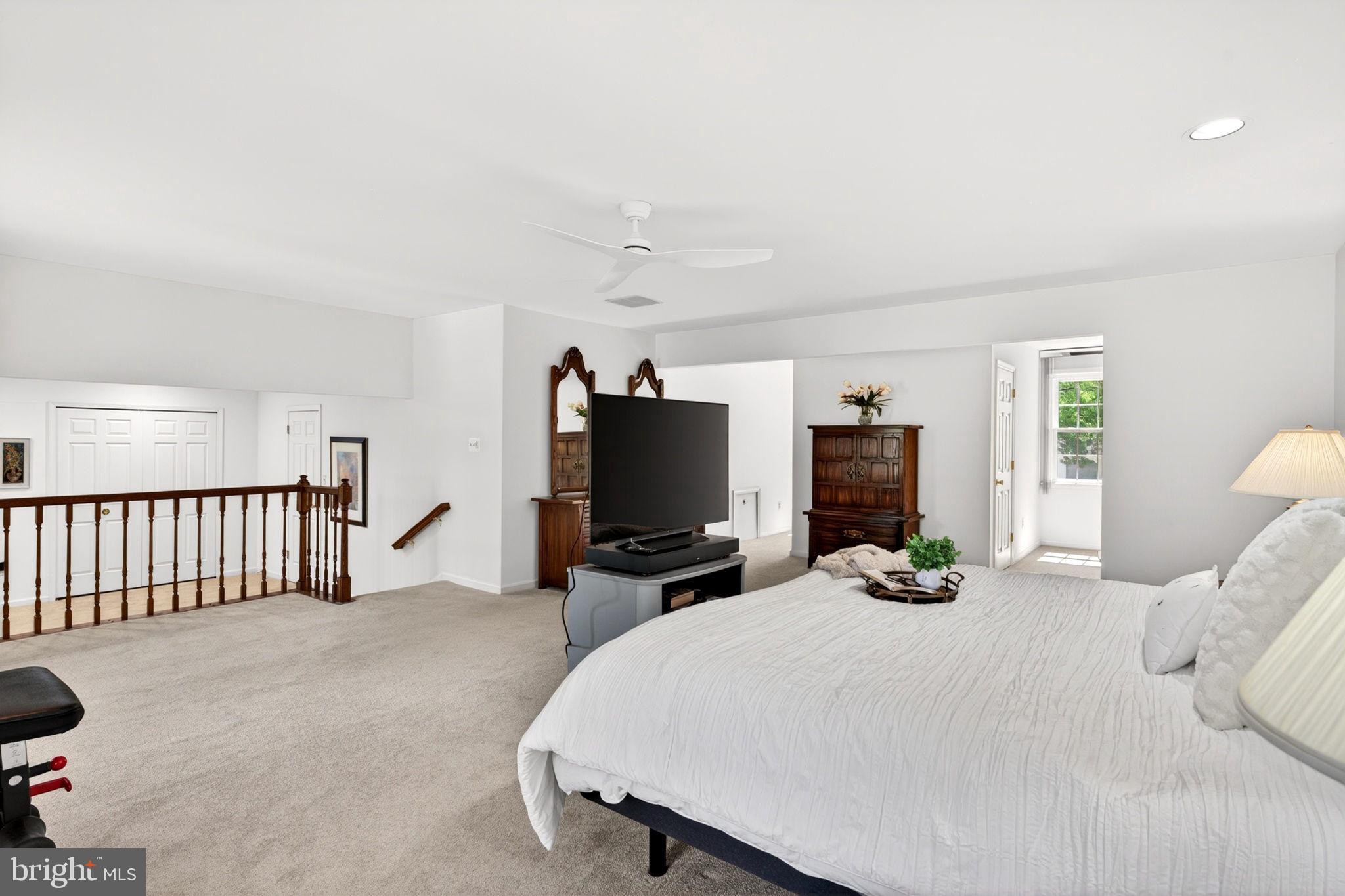 VILLAGE OF HICKORY RIDGE - Residential