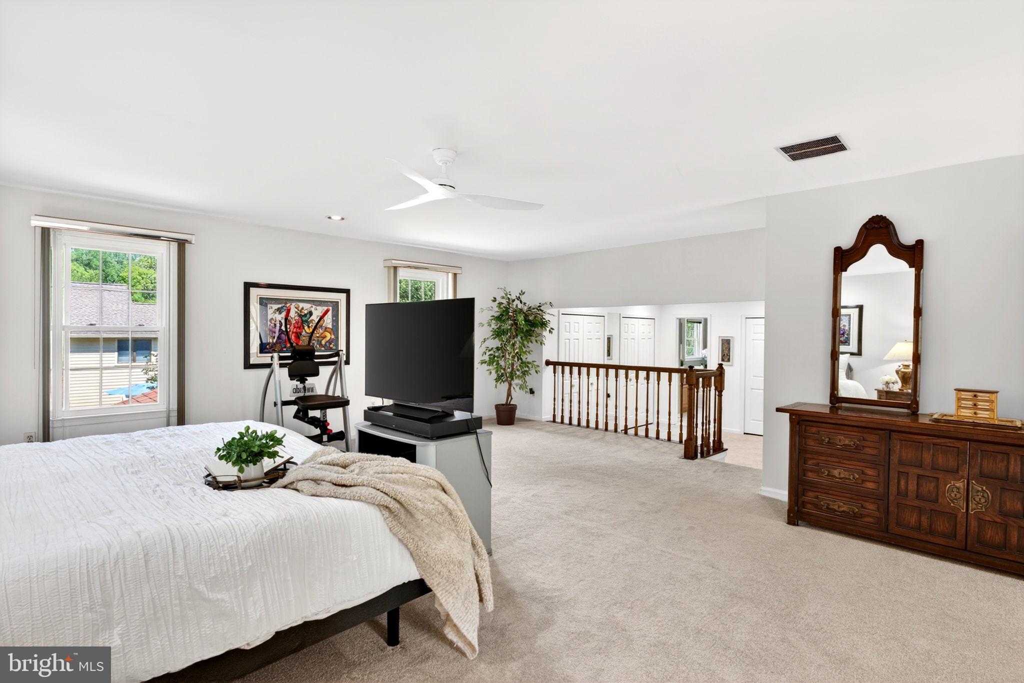 VILLAGE OF HICKORY RIDGE - Residential