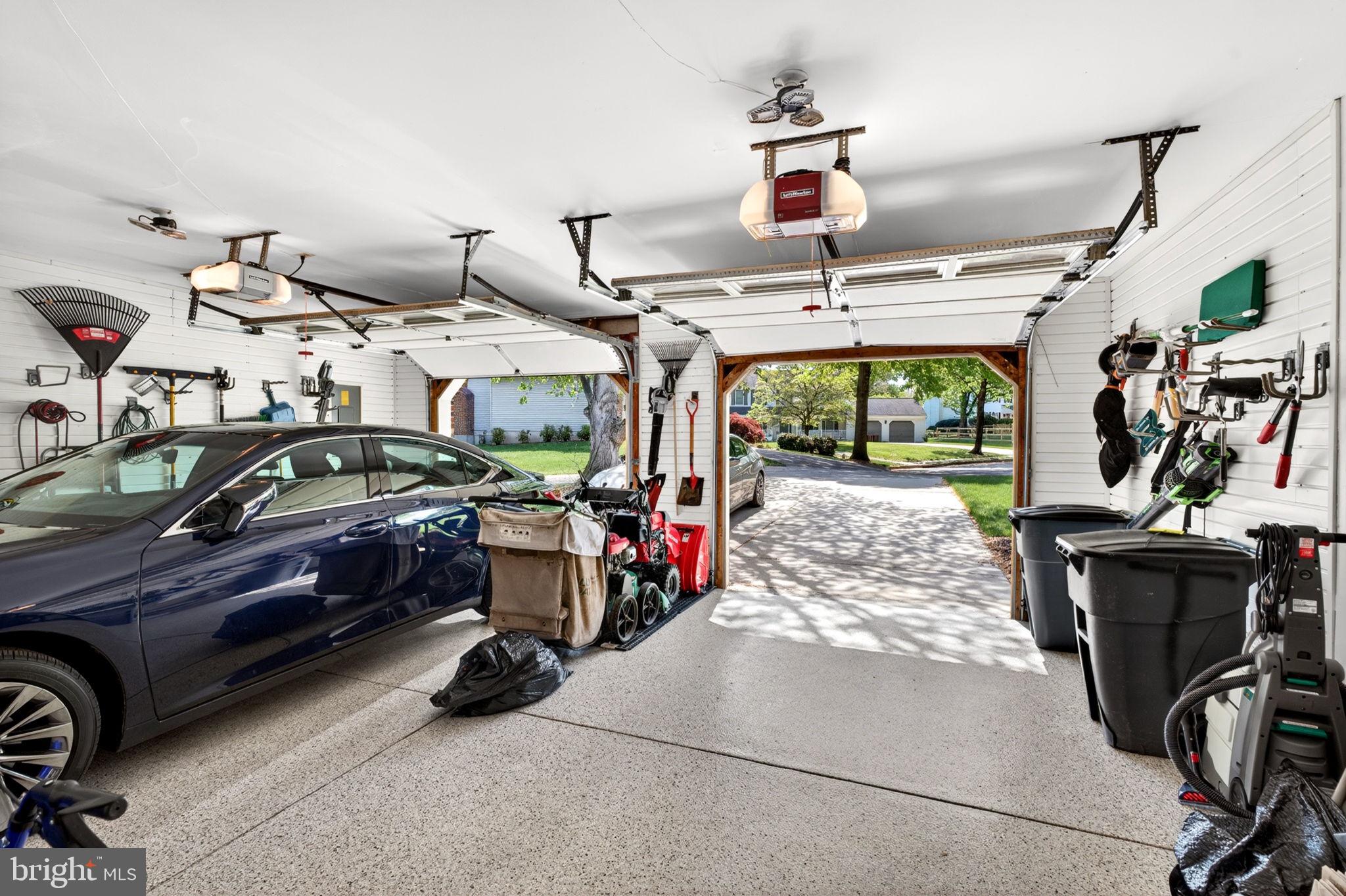 VILLAGE OF HICKORY RIDGE - Residential