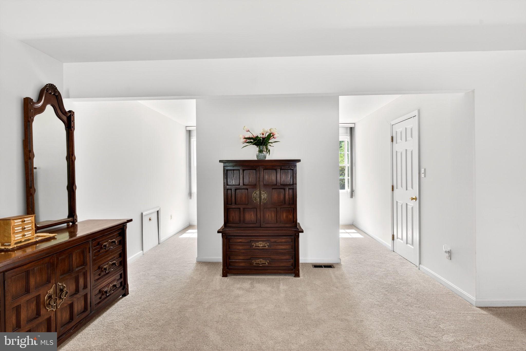 VILLAGE OF HICKORY RIDGE - Residential